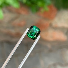 2.00 Carat Natural Loose Green Tourmaline Cushion Shape Gem For Jewellery