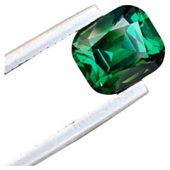 2.00 quilates de turmalina verde natural suelta en forma de cojín para joyería