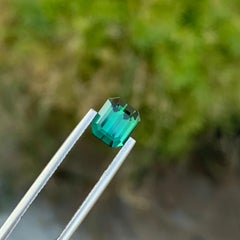 2,00 carati di tormalina lagunare naturale sfusa di forma quadrata per gioielli