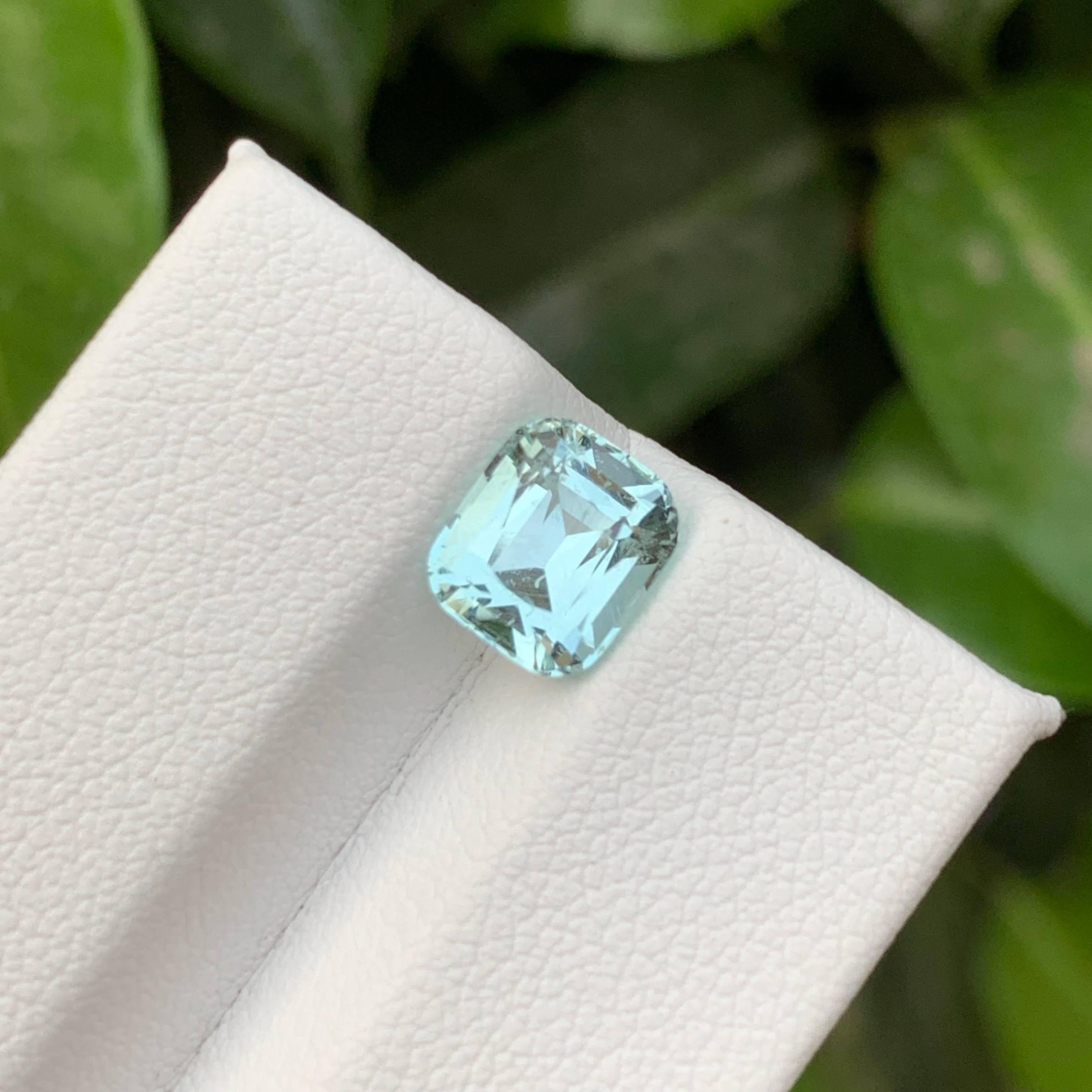 2.00 Karat Natürlicher loser hellblauer Aquamarin im Kissenschliff Pakistanischer Edelstein im Angebot 5