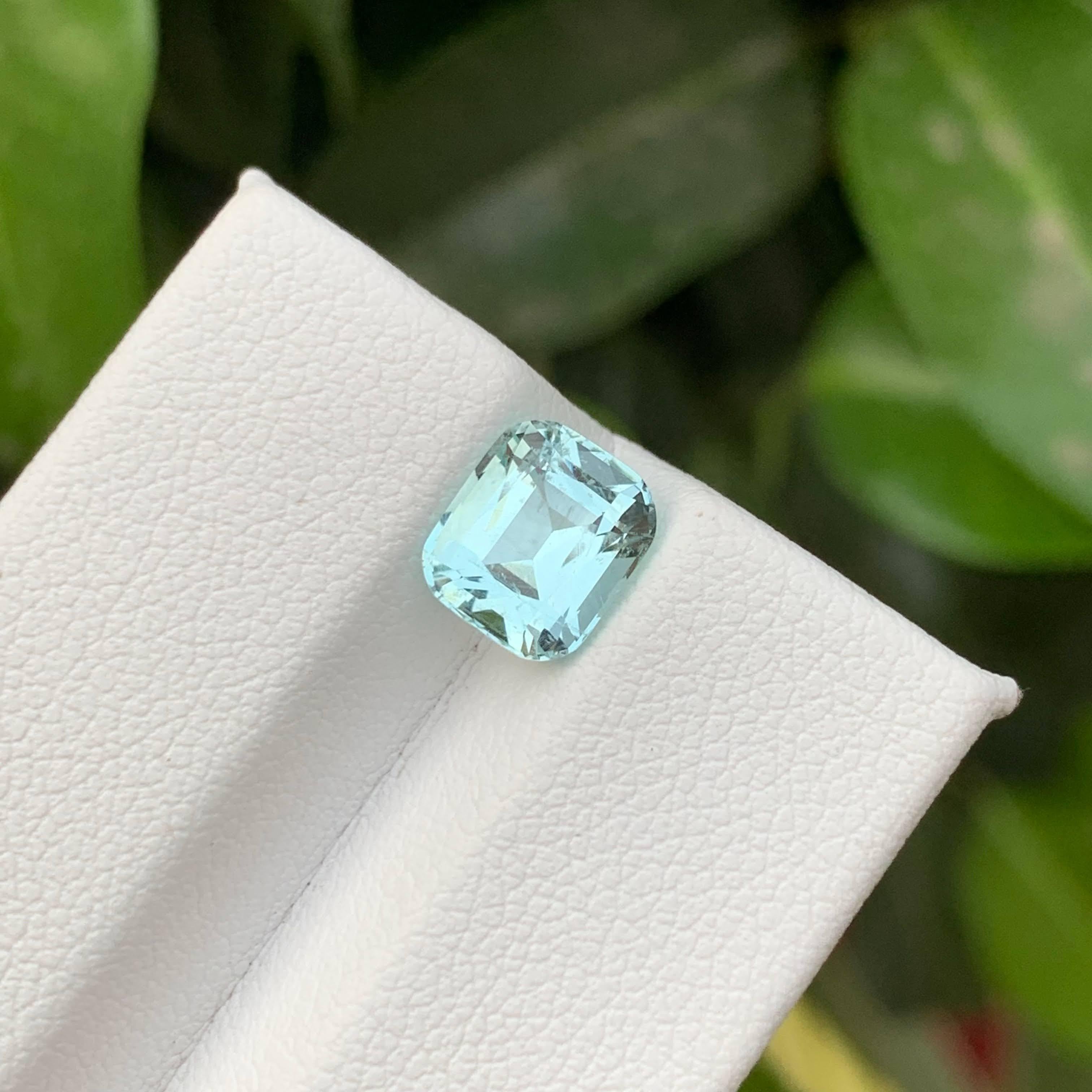 2.00 Karat Natürlicher loser hellblauer Aquamarin im Kissenschliff Pakistanischer Edelstein für Damen oder Herren im Angebot