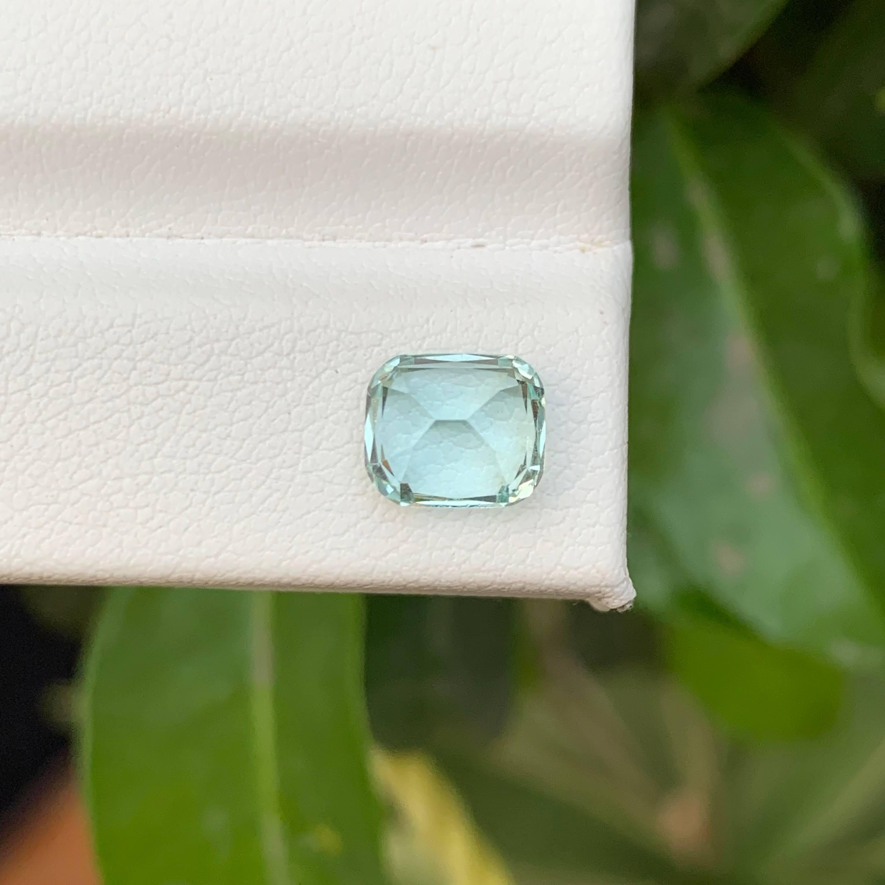 2.00 Karat Natürlicher loser hellblauer Aquamarin im Kissenschliff Pakistanischer Edelstein im Angebot 3