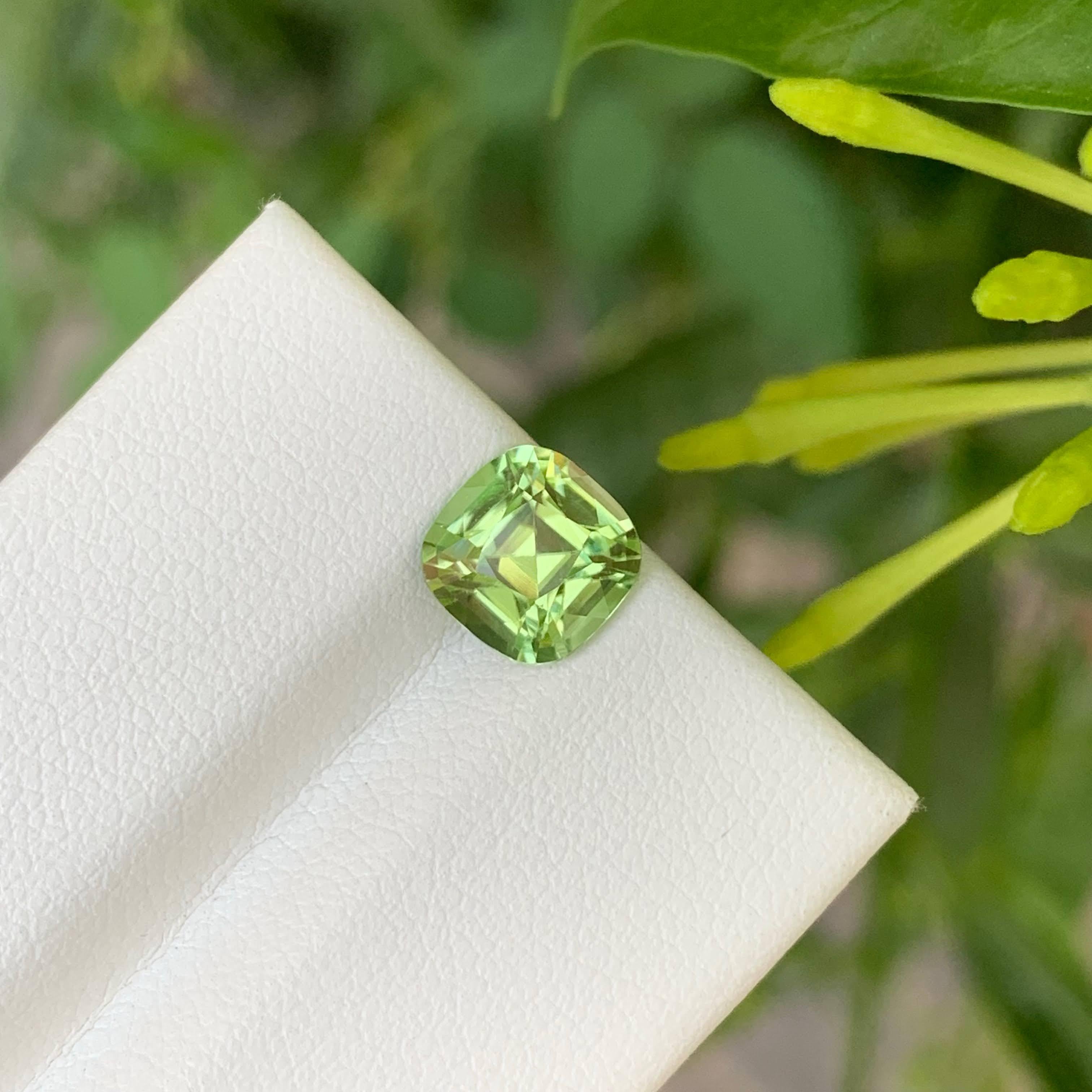2.00 carati di tormalina verde menta naturale sfusa, pietra tagliata a cuscino Gemma afgana in vendita 4