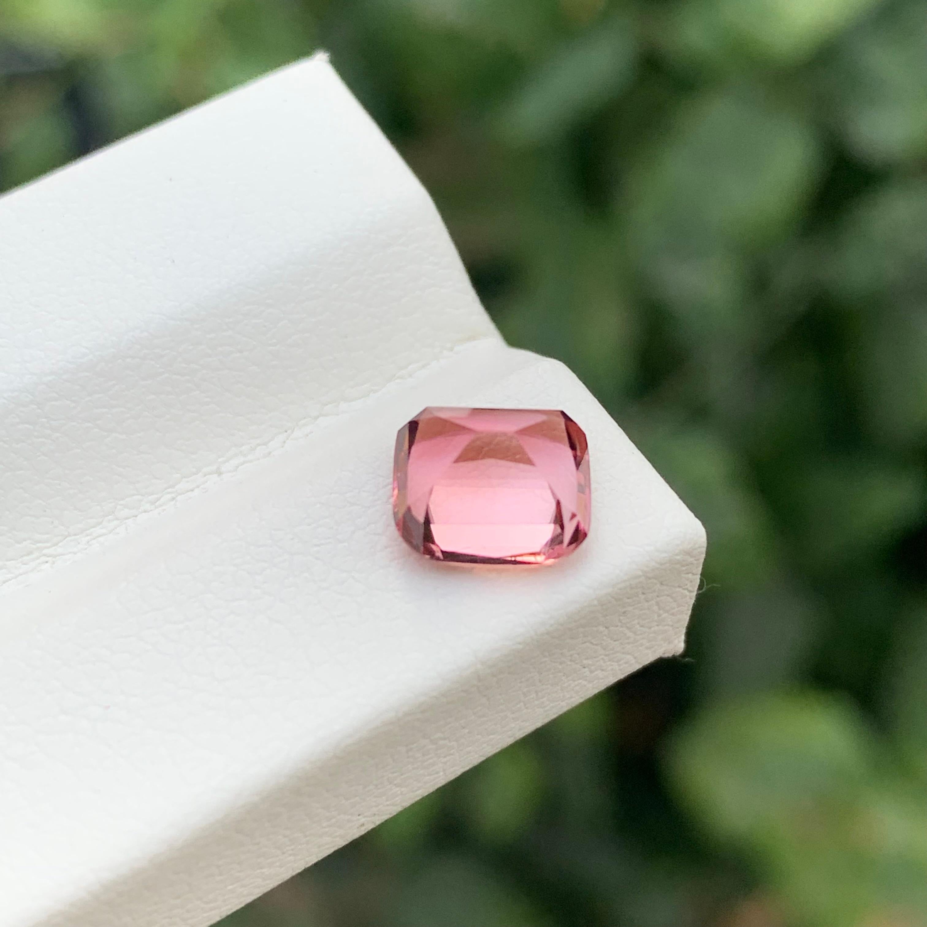 2.00 Carat Natural Loose Pink Tourmaline Cushion Shape Gem Neuf - En vente à Peshawar, PK