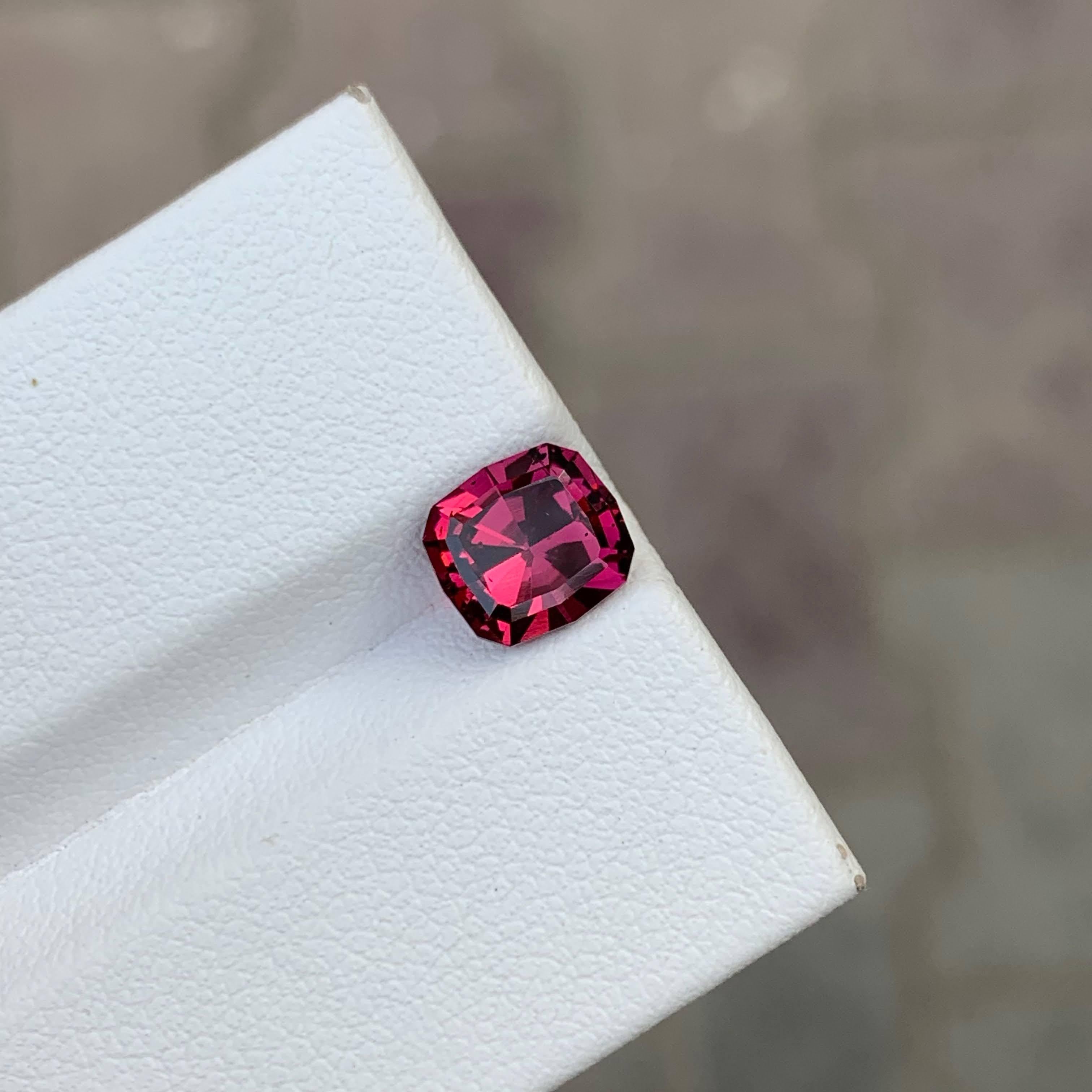 2.00 Carati di granato rosso rosato naturale sfuso Pietra africana tagliata a cuscino in vendita 2