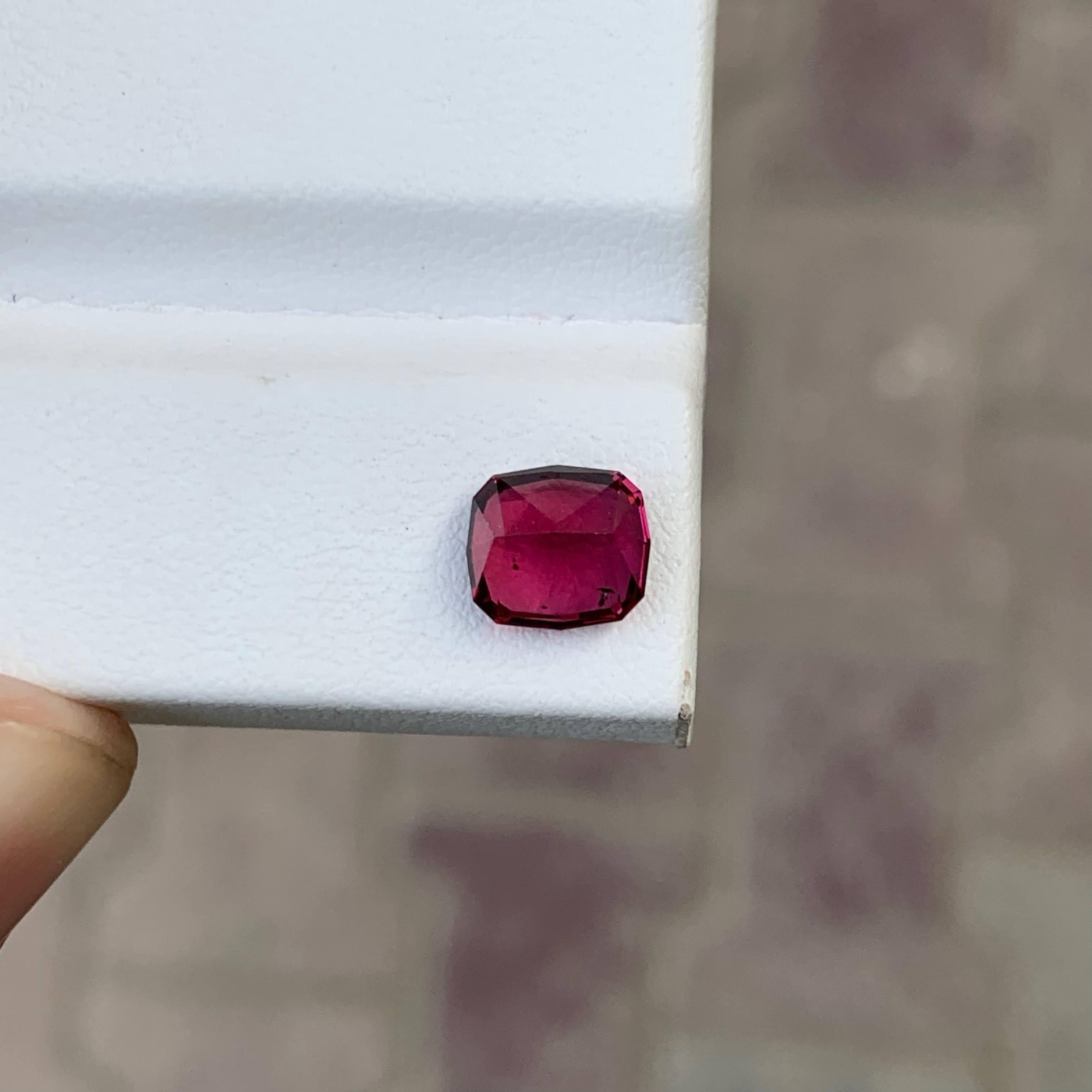 2.00 Carati di granato rosso rosato naturale sfuso Pietra africana tagliata a cuscino in vendita 3