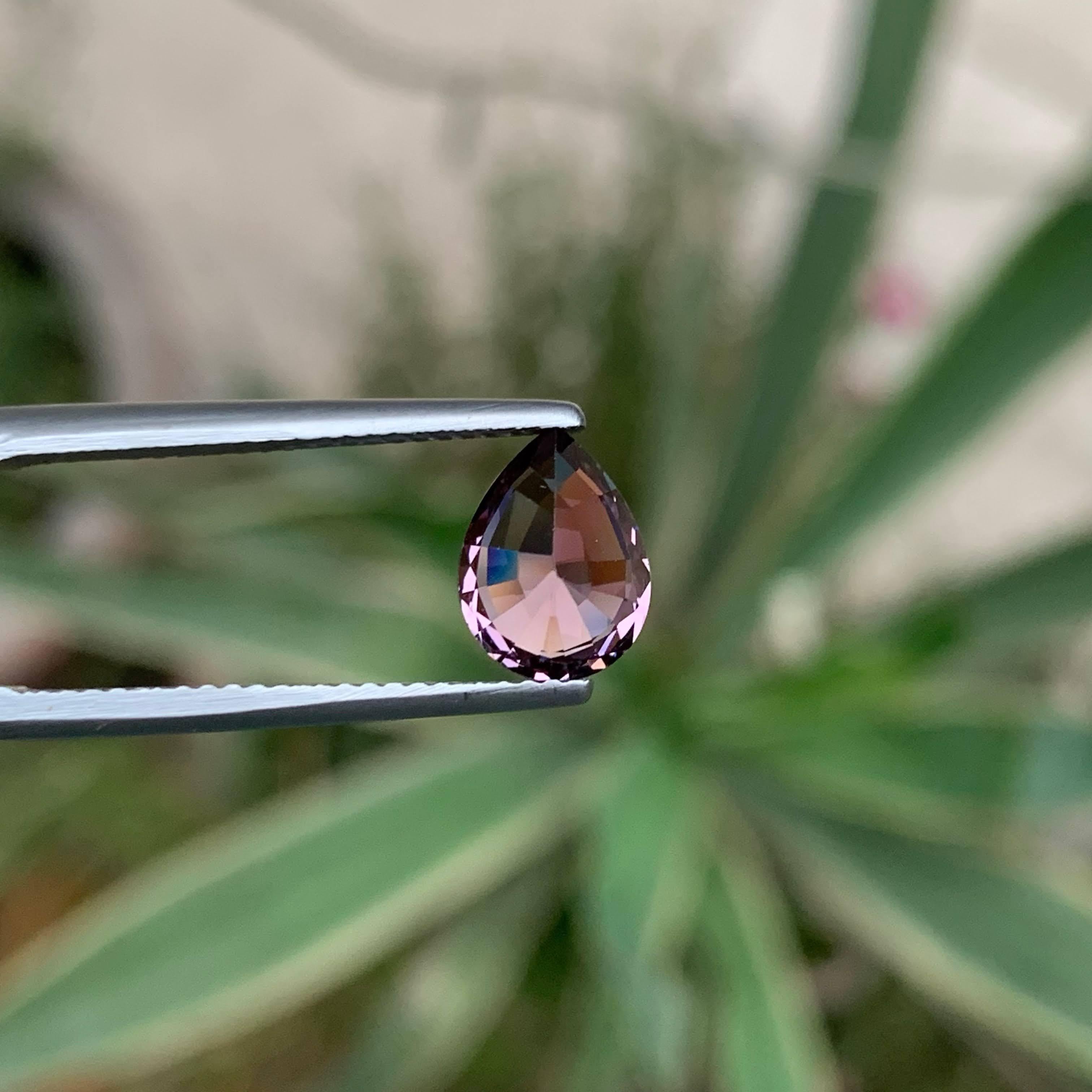 2,00 Carati di Spinello birmano rosa violaceo naturale sfuso Pietra preziosa con taglio a pera in vendita 1