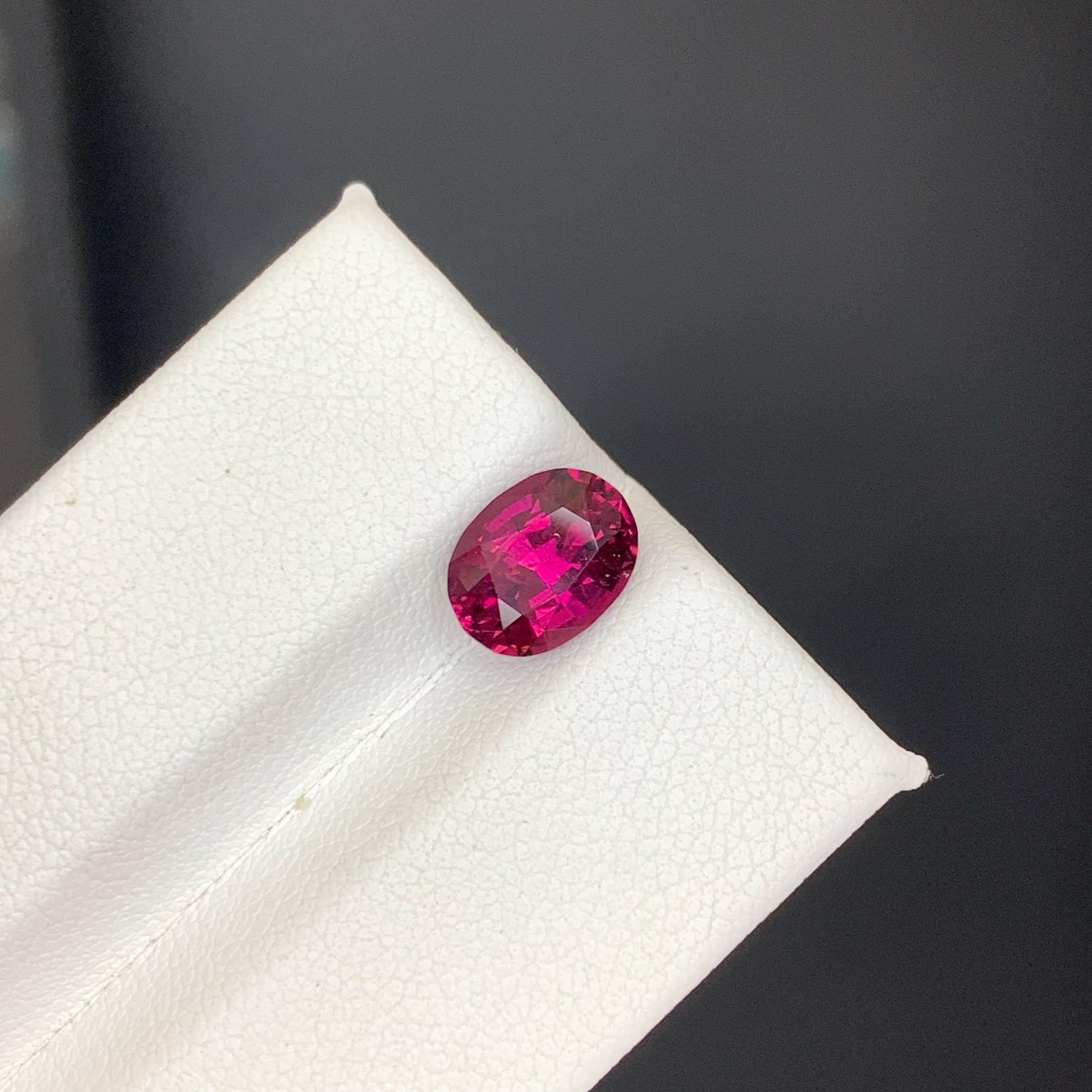 2.00 Carat Natural Loose Quality Rubelite Tourmaline Oval Cut Afghan Gemstone (pierre précieuse afghane) Neuf - En vente à Bangkok, TH