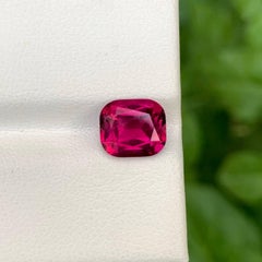 2.00 Carati Pietra naturale sciolta di tormalina rubellite rossa con taglio a cuscino Gemma afgana