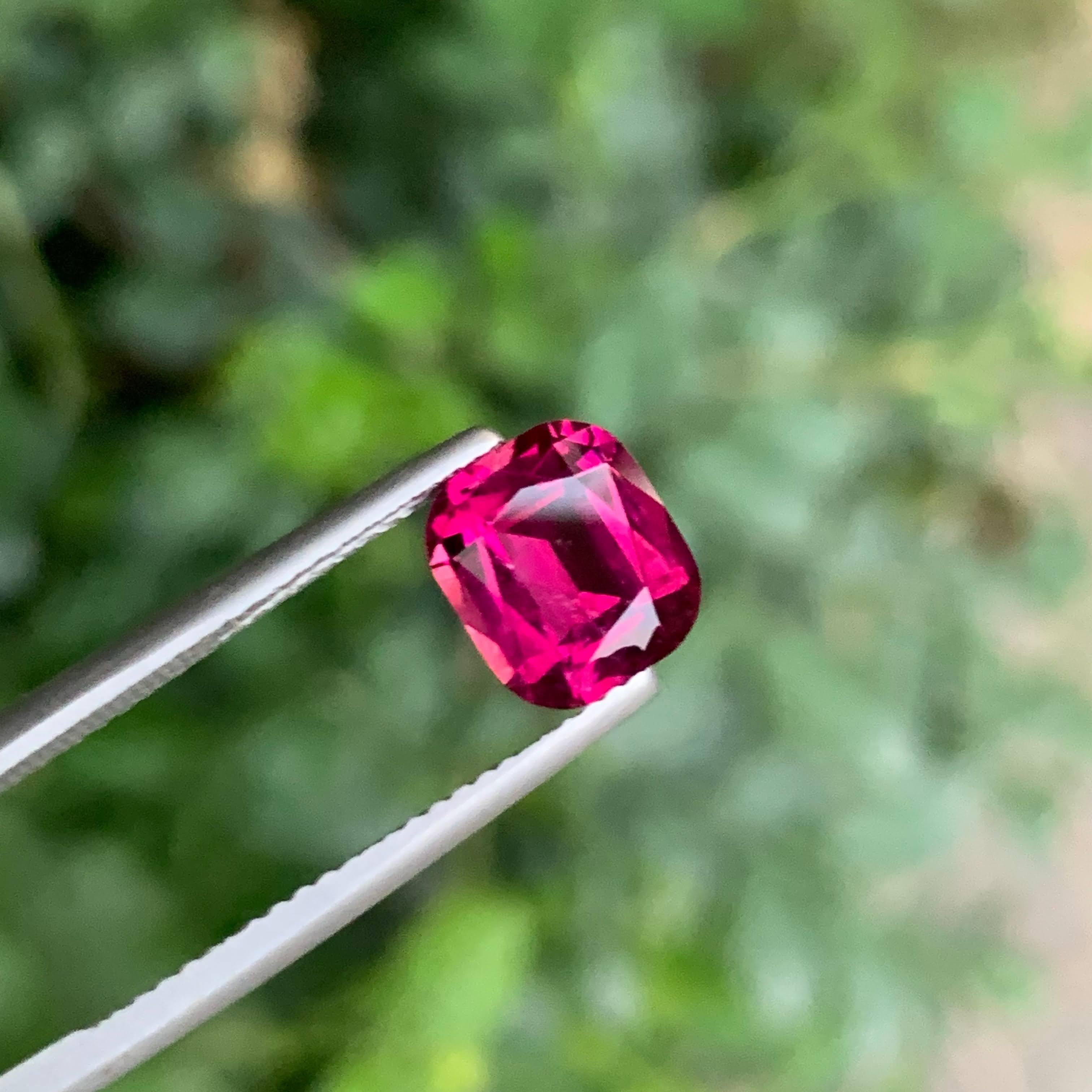 2.00 Carat  Natural Loose Red Rubellite Tourmaline Stone Cushion Cut Afghan Gem In New Condition For Sale In Bangkok, TH