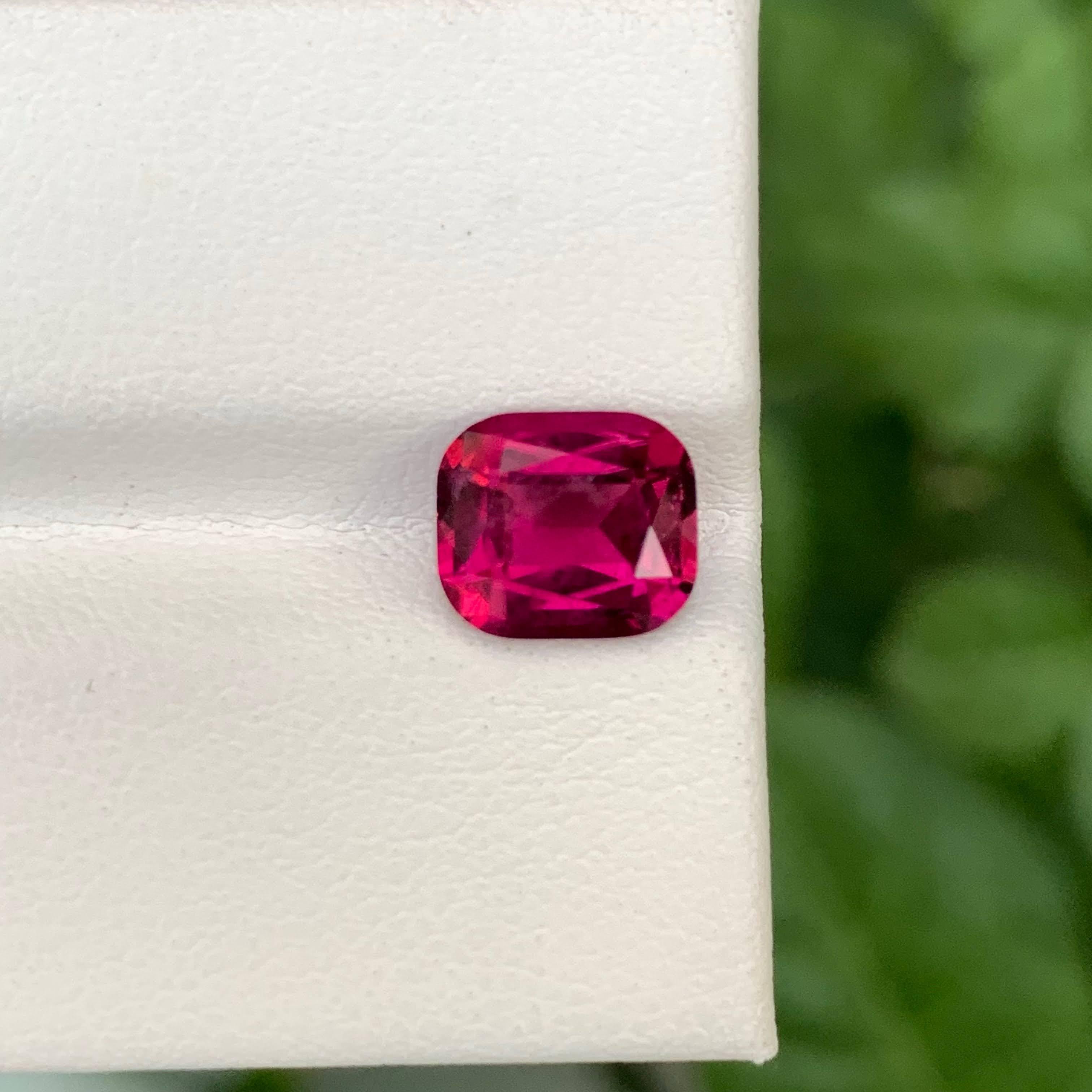 2.00 Carat  Natural Loose Red Rubellite Tourmaline Stone Cushion Cut Afghan Gem For Sale 4