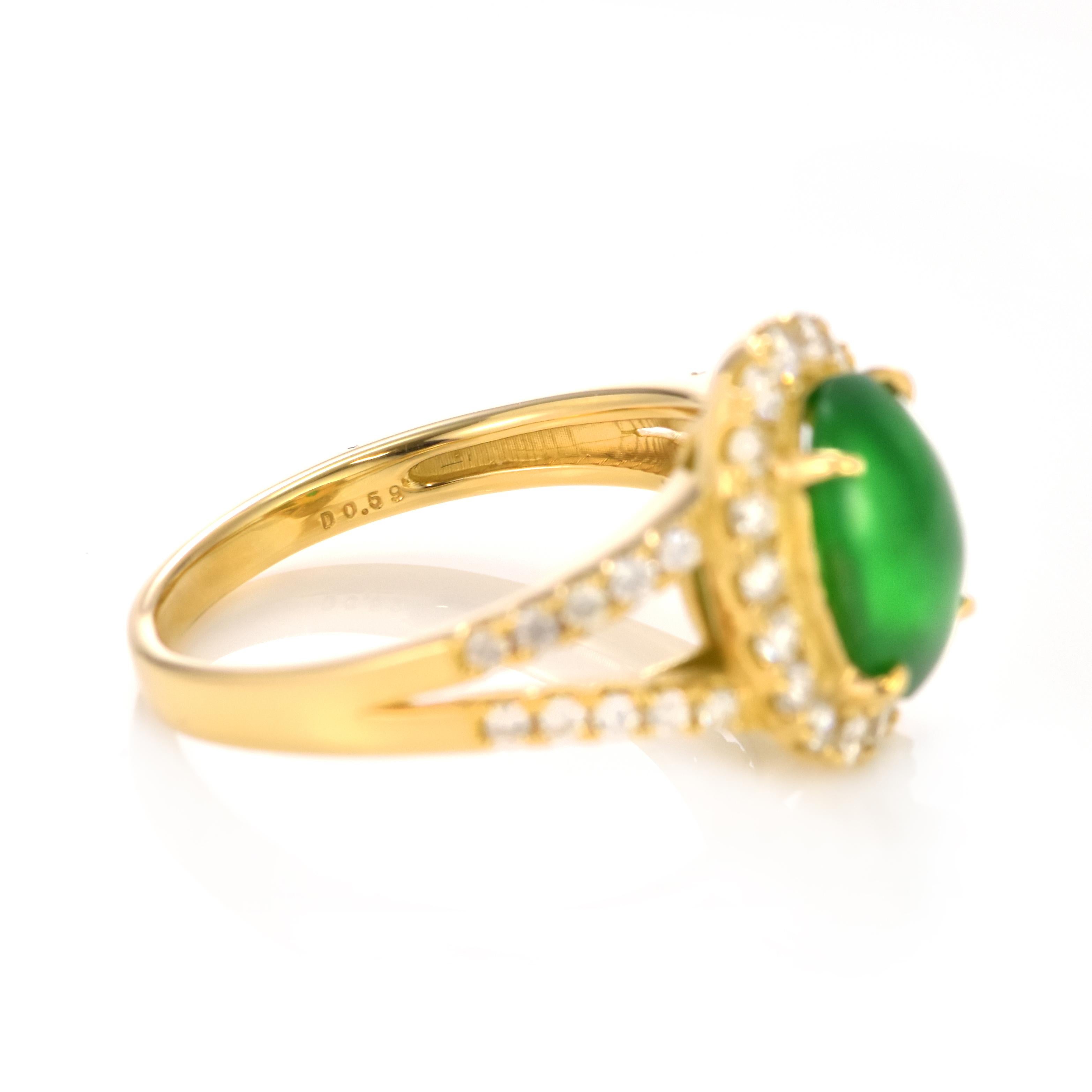 2.00 Carat Natural Type A Jade and Diamond Ring Made in 18 Karat Gold For Sale 7