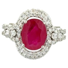 Bague vintage en or avec rubis ovale de 2,00 carats et diamants baguette et RBC