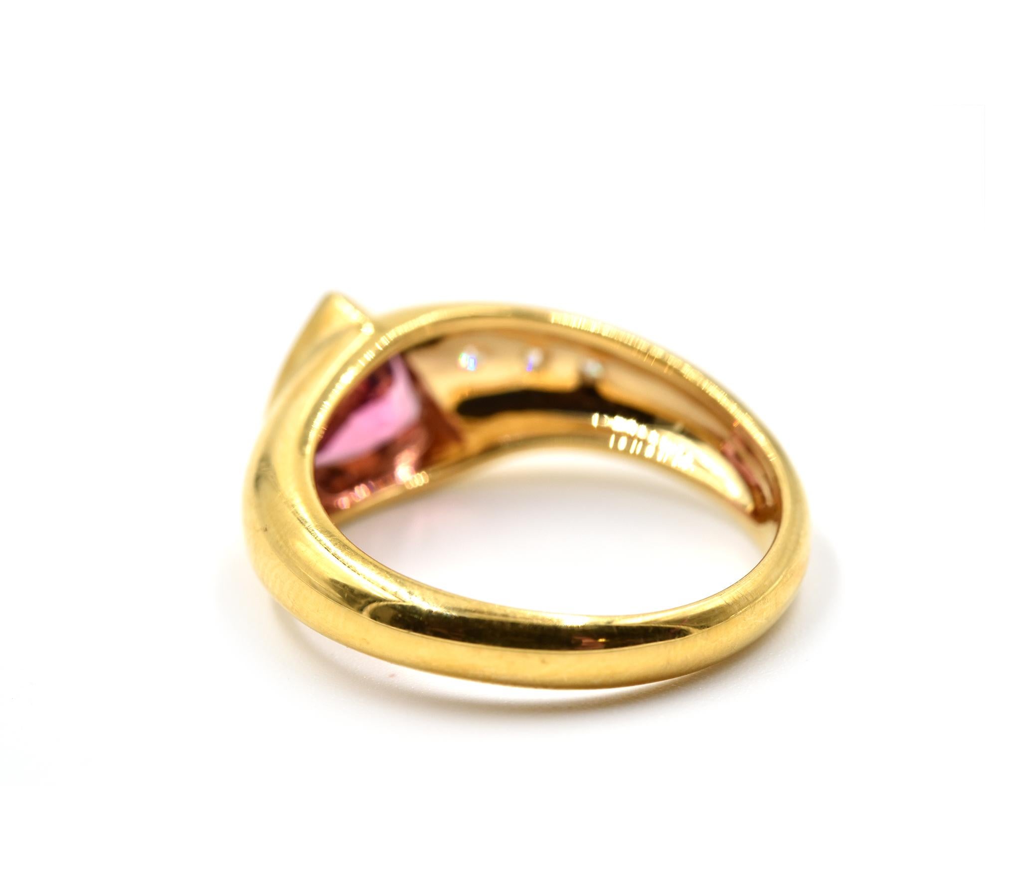 2.00 Carat Pink Tourmaline and Diamond Ring 18 Karat Yellow Gold In Excellent Condition In Scottsdale, AZ