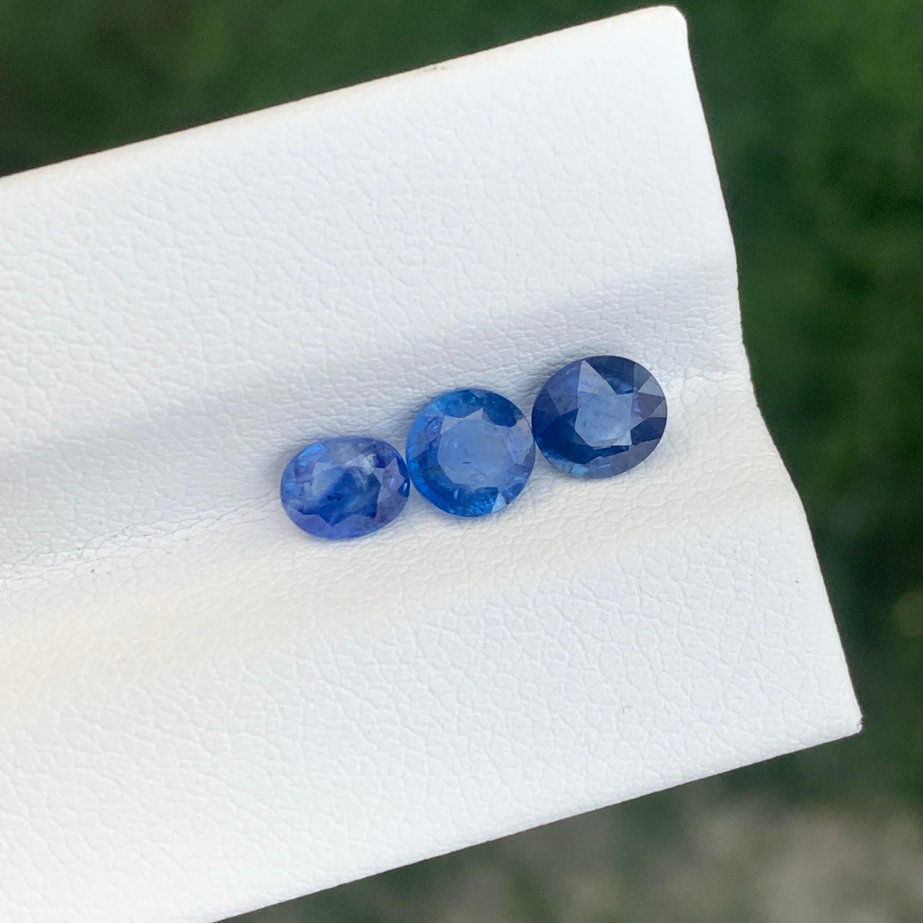 Arts and Crafts 2.00 Carat Pretty Loose Sapphire Lot For Jewellery Making For Sale