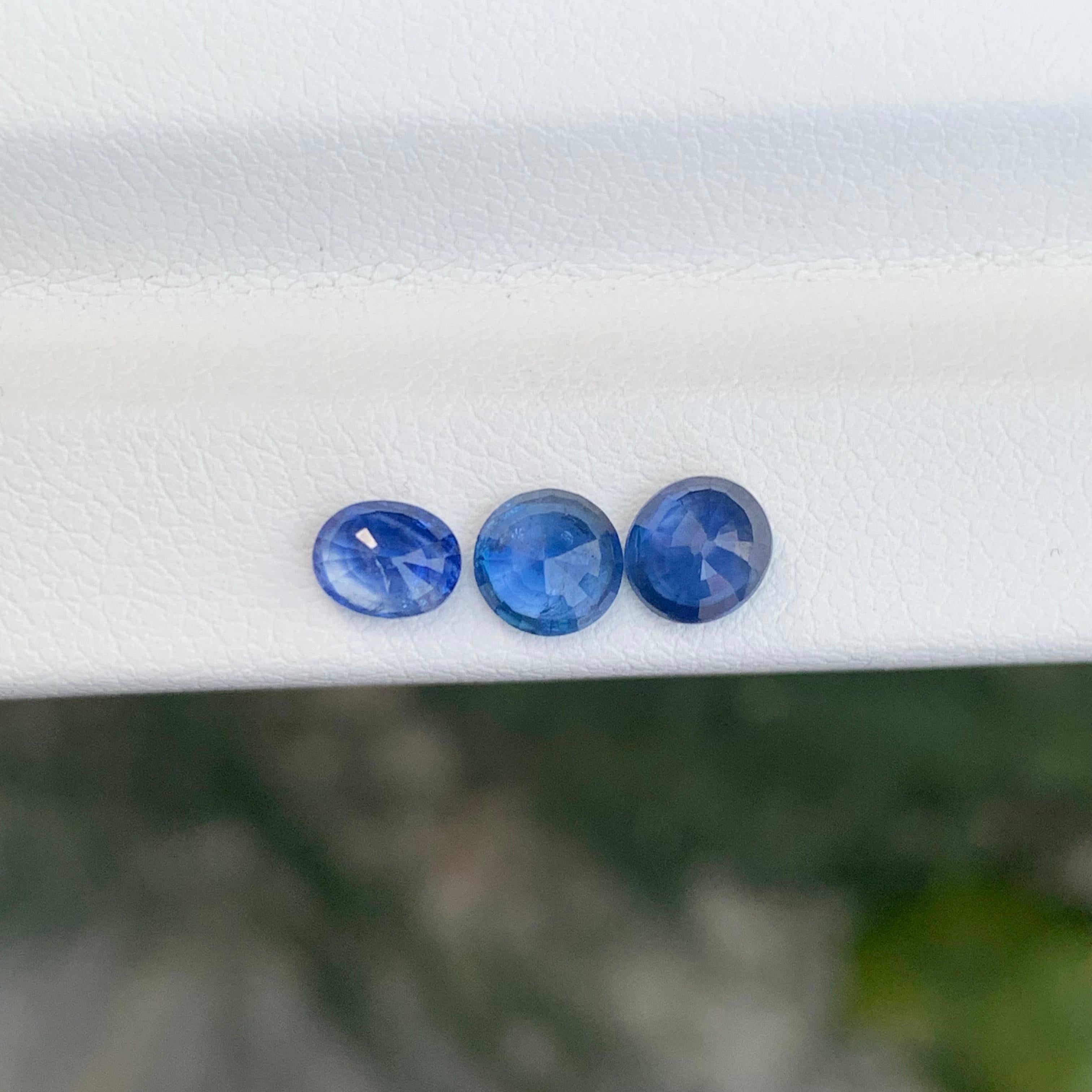 Women's or Men's 2.00 Carat Pretty Loose Sapphire Lot For Jewellery Making For Sale