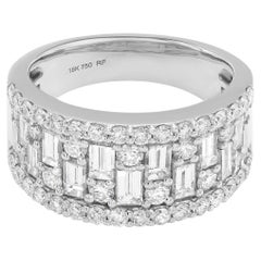 Bague à la mode en or blanc 18 carats avec diamants ronds et baguettes de 2,00 carats