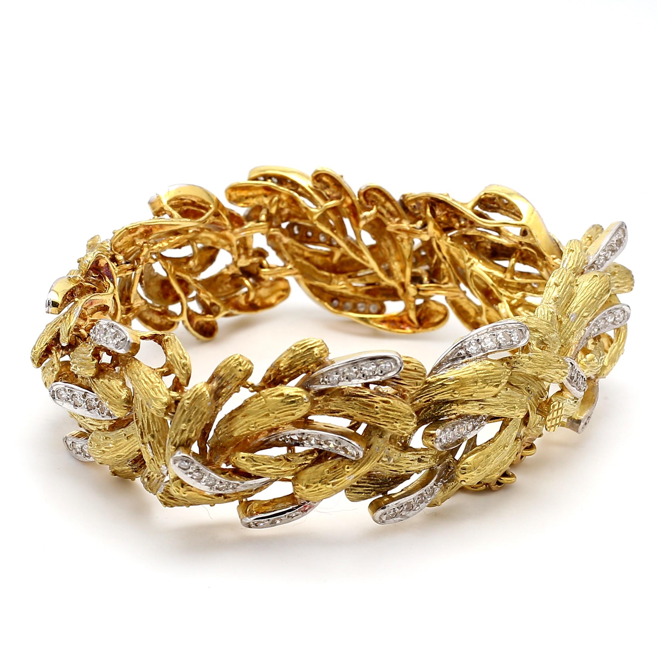 Bracelet texturé en or jaune 18 carats avec diamants ronds brillants de 2,00 carats en vente 2
