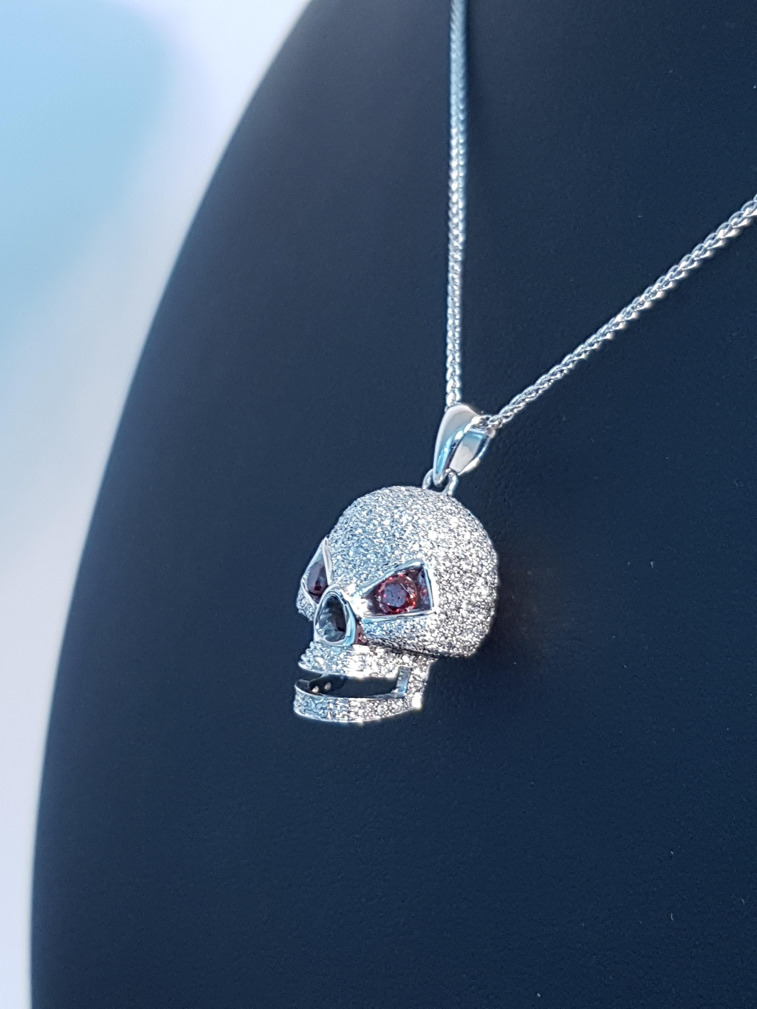 Round Cut Skull 2.00 Carat Bespoke Diamond Red Ruby 18 Karat White Gold Pendant Necklace For Sale