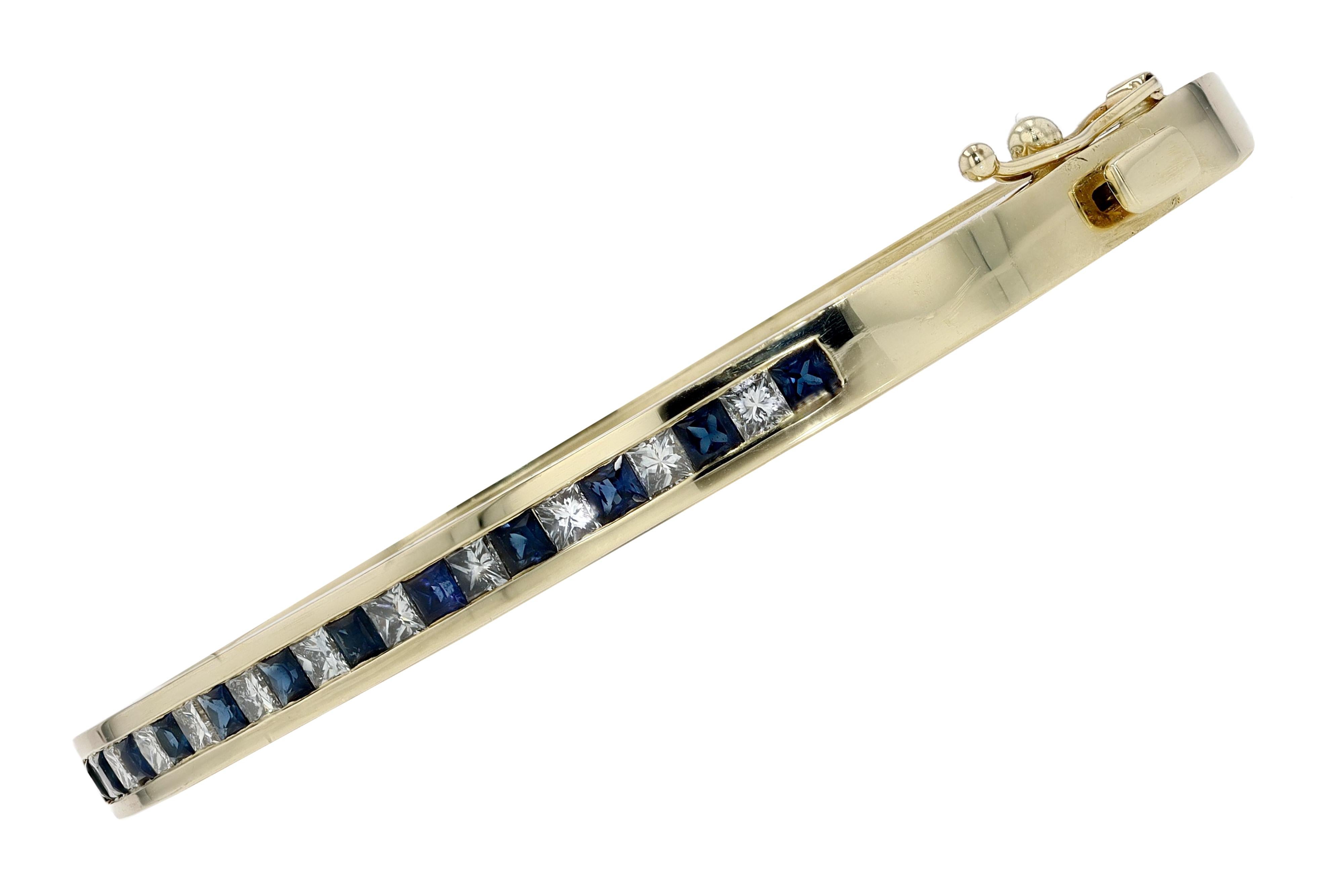 Women's Vintage 2.00 Carat Sapphire and Diamond Yellow Gold Bangle Bracelet For Sale