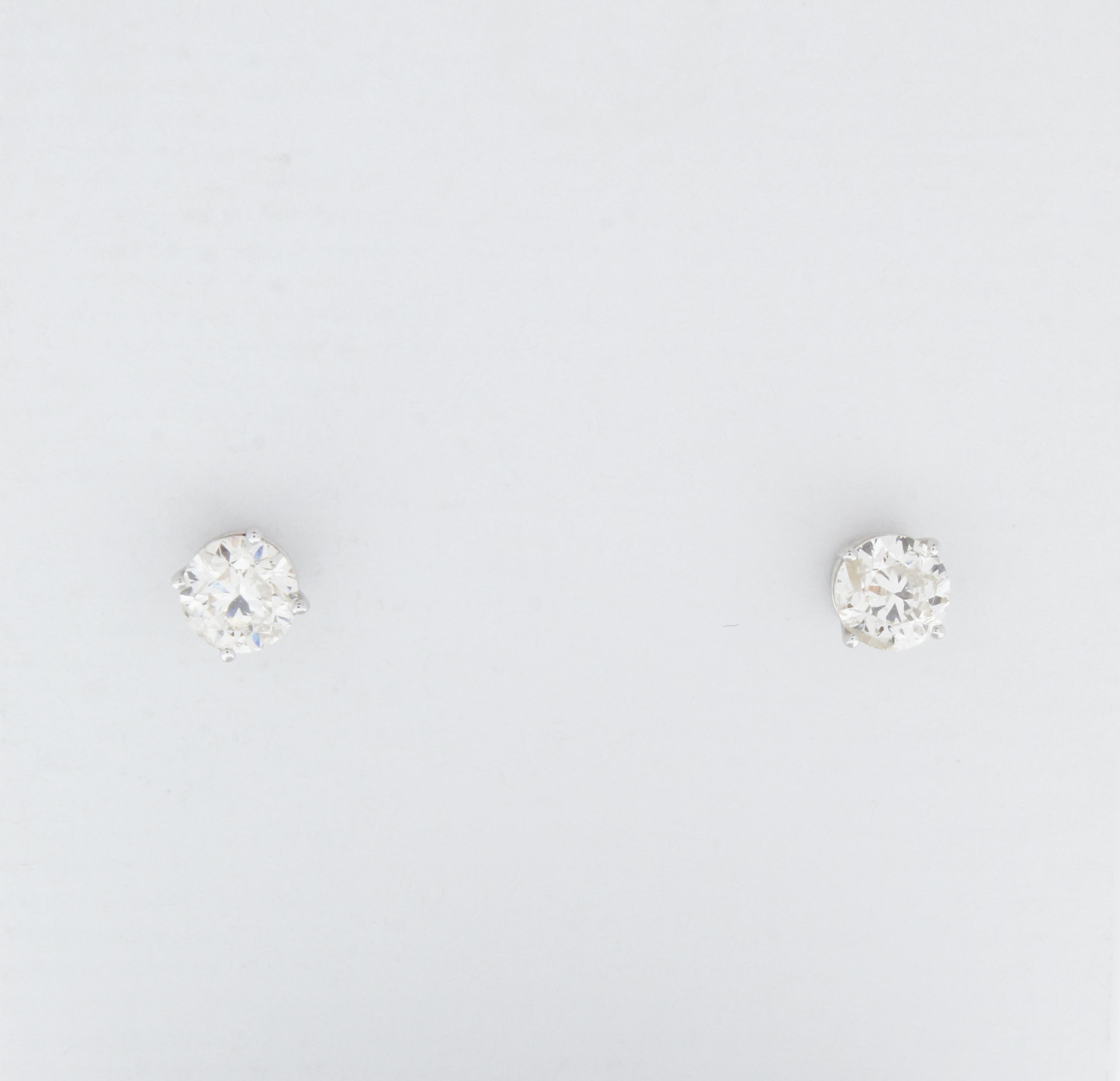 Round Cut 2.00 Carat Total Diamond Stud Earrings in 14k White Gold			 For Sale