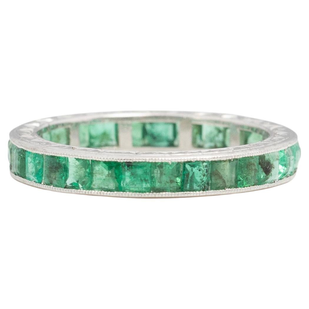 2.00 Carat Total Weight Art Deco Emerald Platinum Wedding Band For Sale