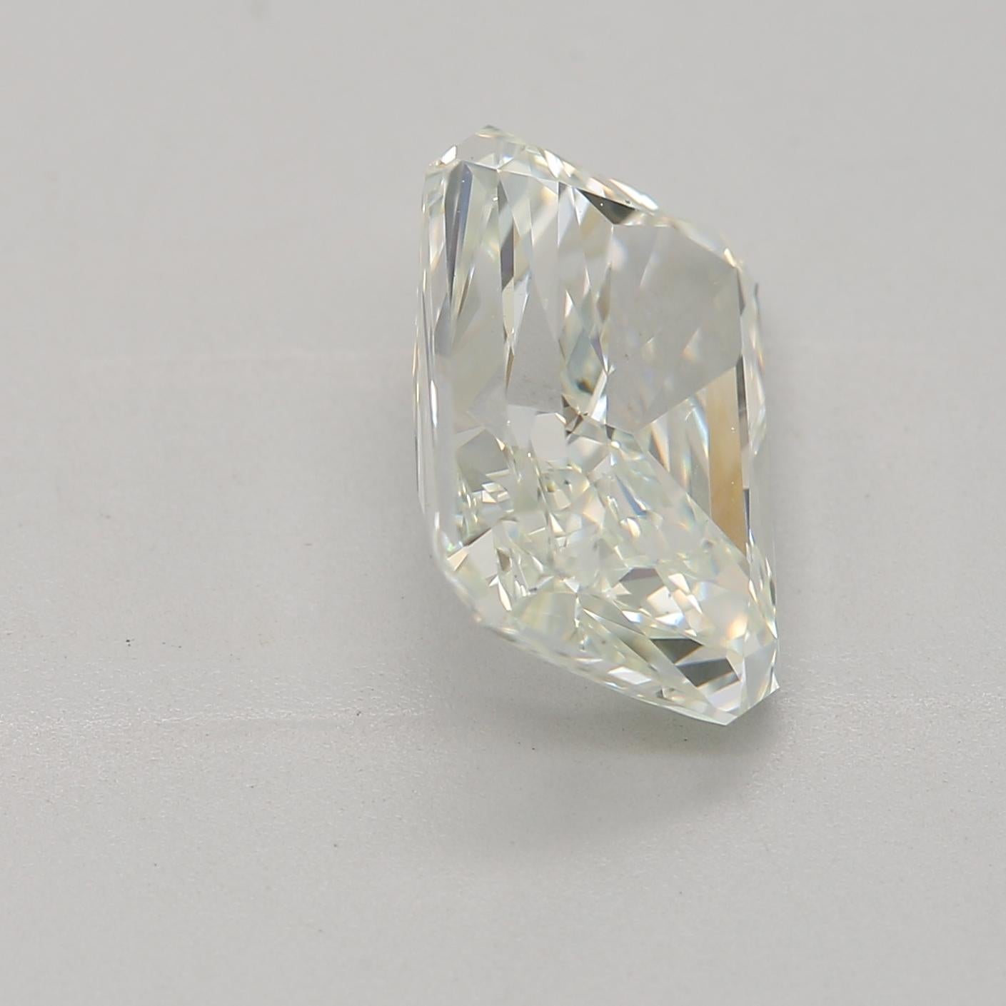 Women's or Men's 2.00 Carat Very Light Green Radiant Cut Diamond SI1 Clarity GIA Certified For Sale