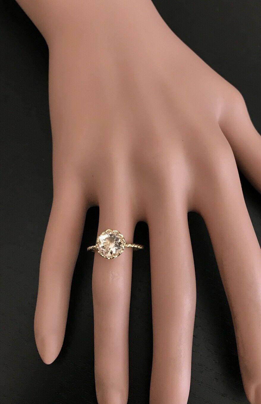 Women's 2.00 Carat Exquisite Natural Morganite 14 Karat Solid Yellow Gold Ring For Sale