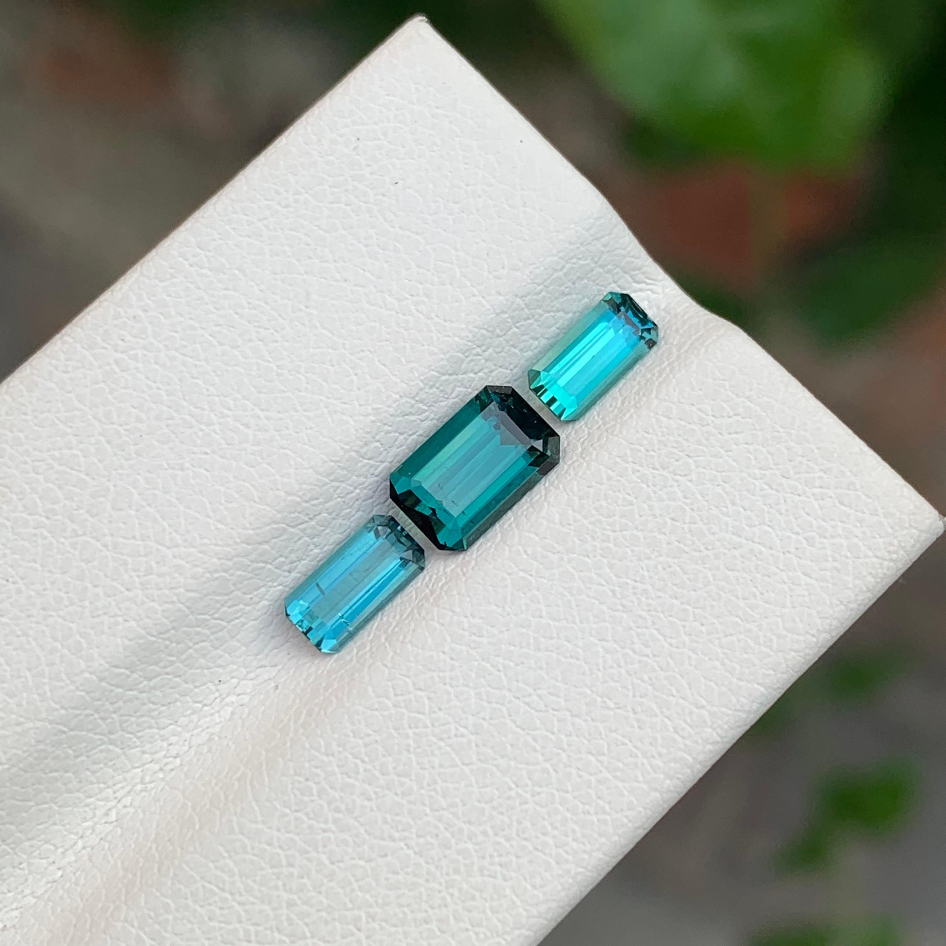 Arts and Crafts 2.00 Carats Glamorous Natural Loose Indicolite Tourmaline Set From Afghanistan For Sale