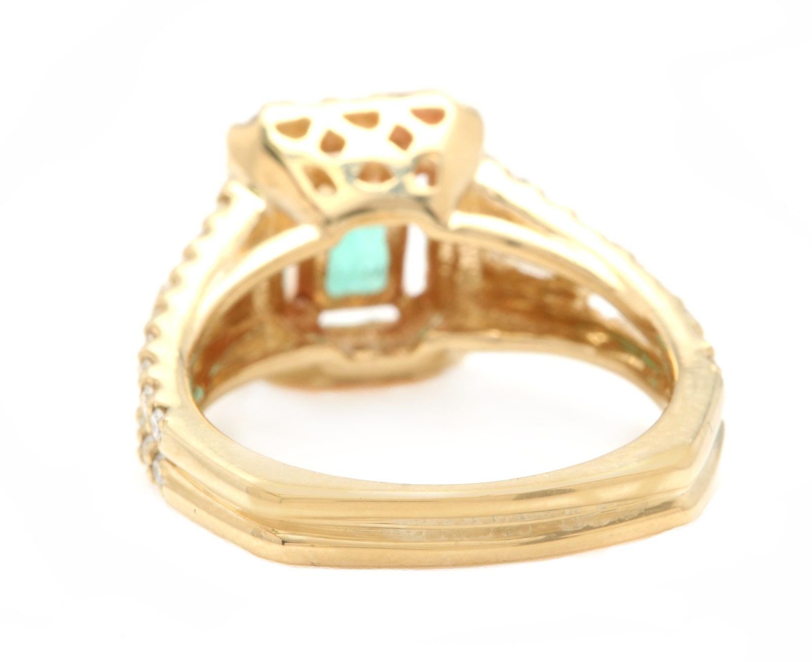 2.00 Carats Natural Emerald and Diamond 14K Solid Yellow Gold Ring In New Condition For Sale In Los Angeles, CA