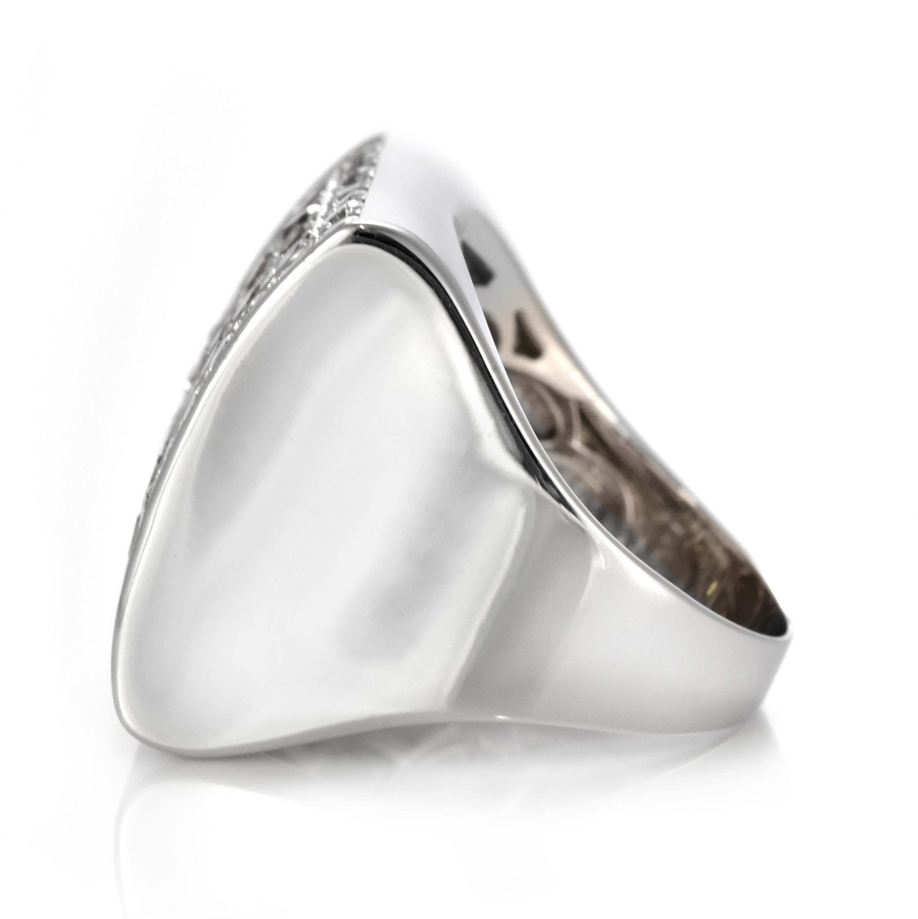 Women's 2.00 Carats Natural Round Brown Diamond Cluster Ring Made in 18 Karat White Gold For Sale