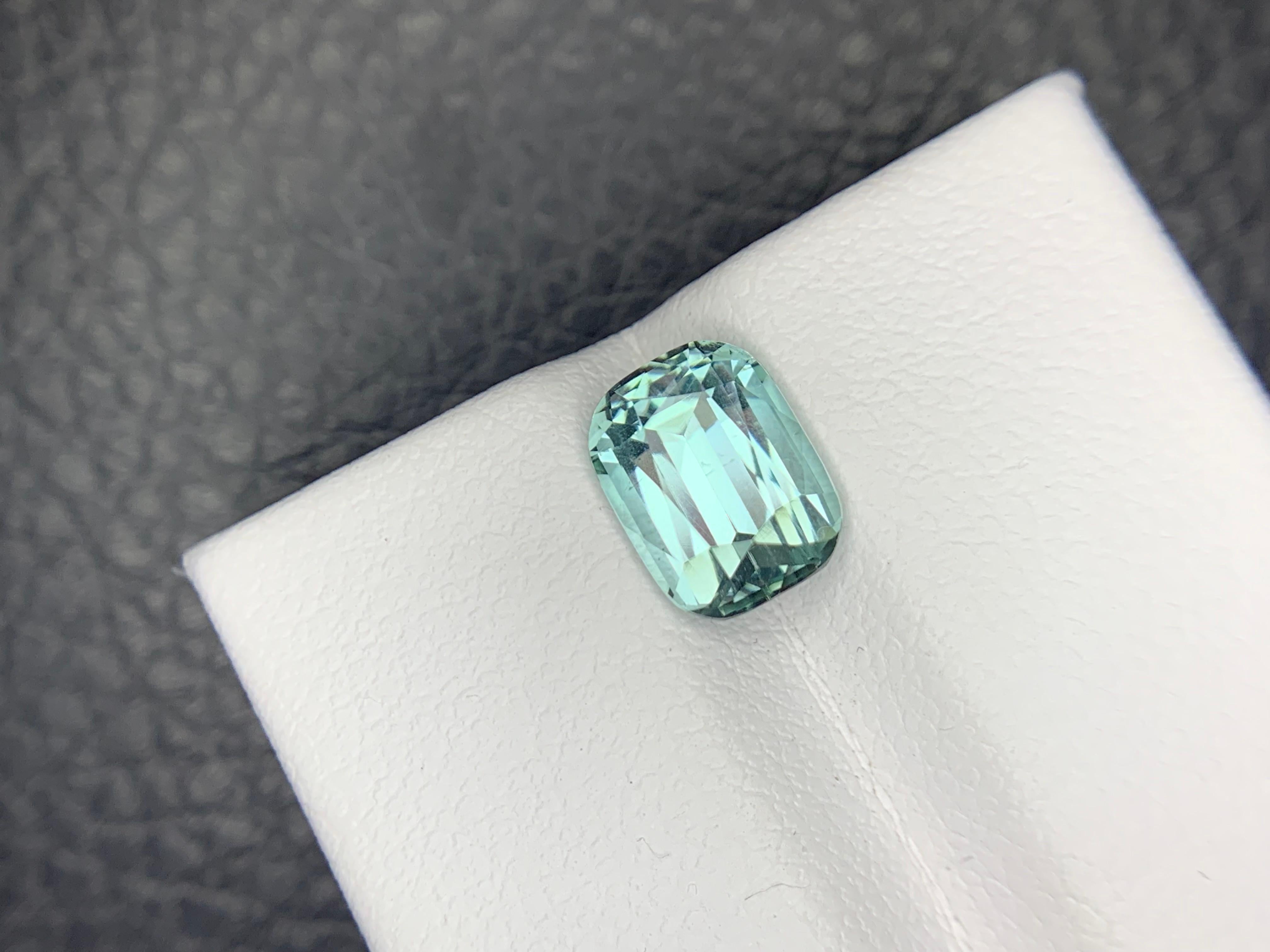 2,00 Karat Natürlicher Meerschaum Turmalin Lose Edelstein Cushion Schliff im Angebot 1