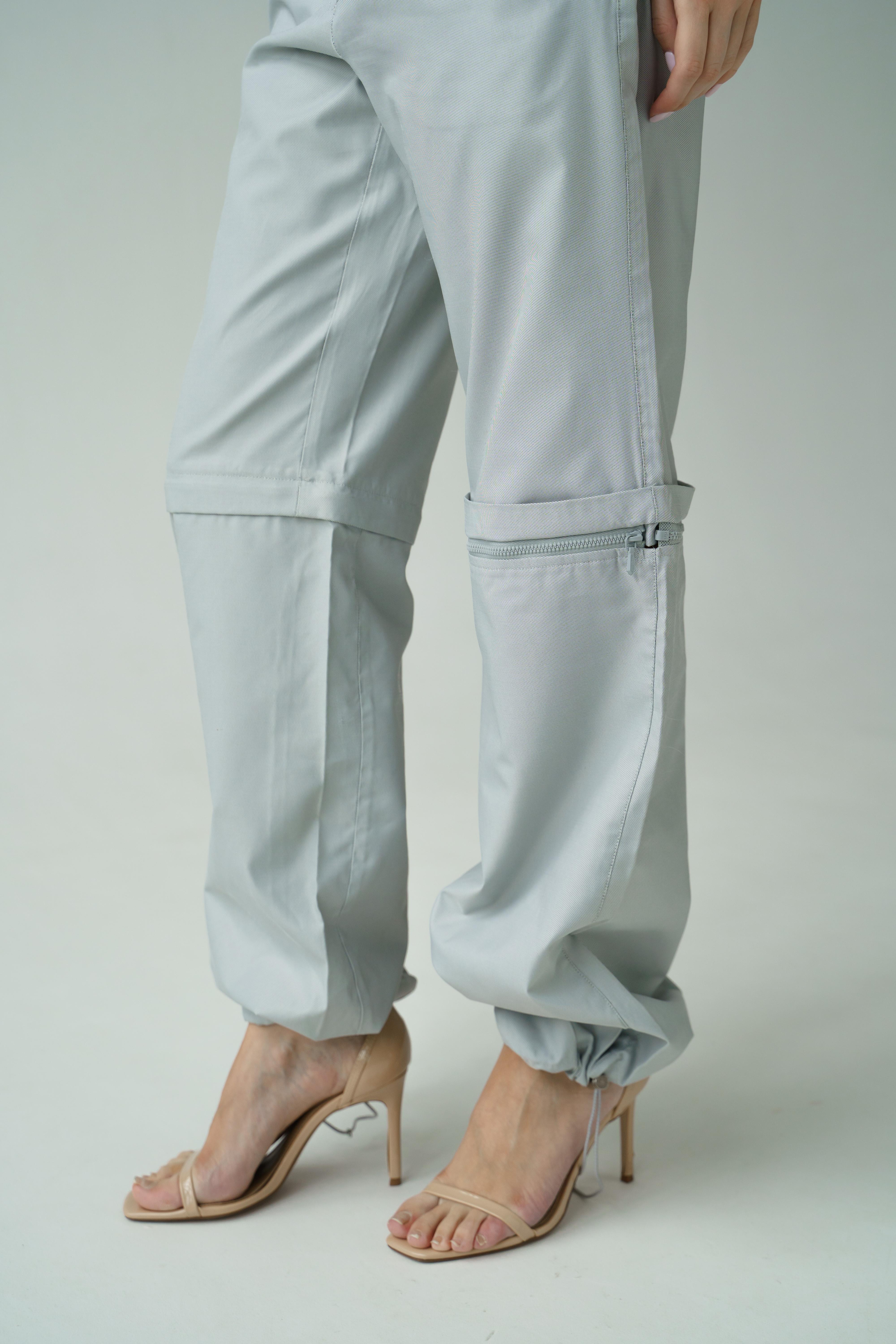Women's or Men's 2001 Chanel Convertible Pants / Shorts Wide Leg For Sale