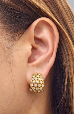 2.00 ct 18k Yellow Gold Lattice-Style Diamond Earrings