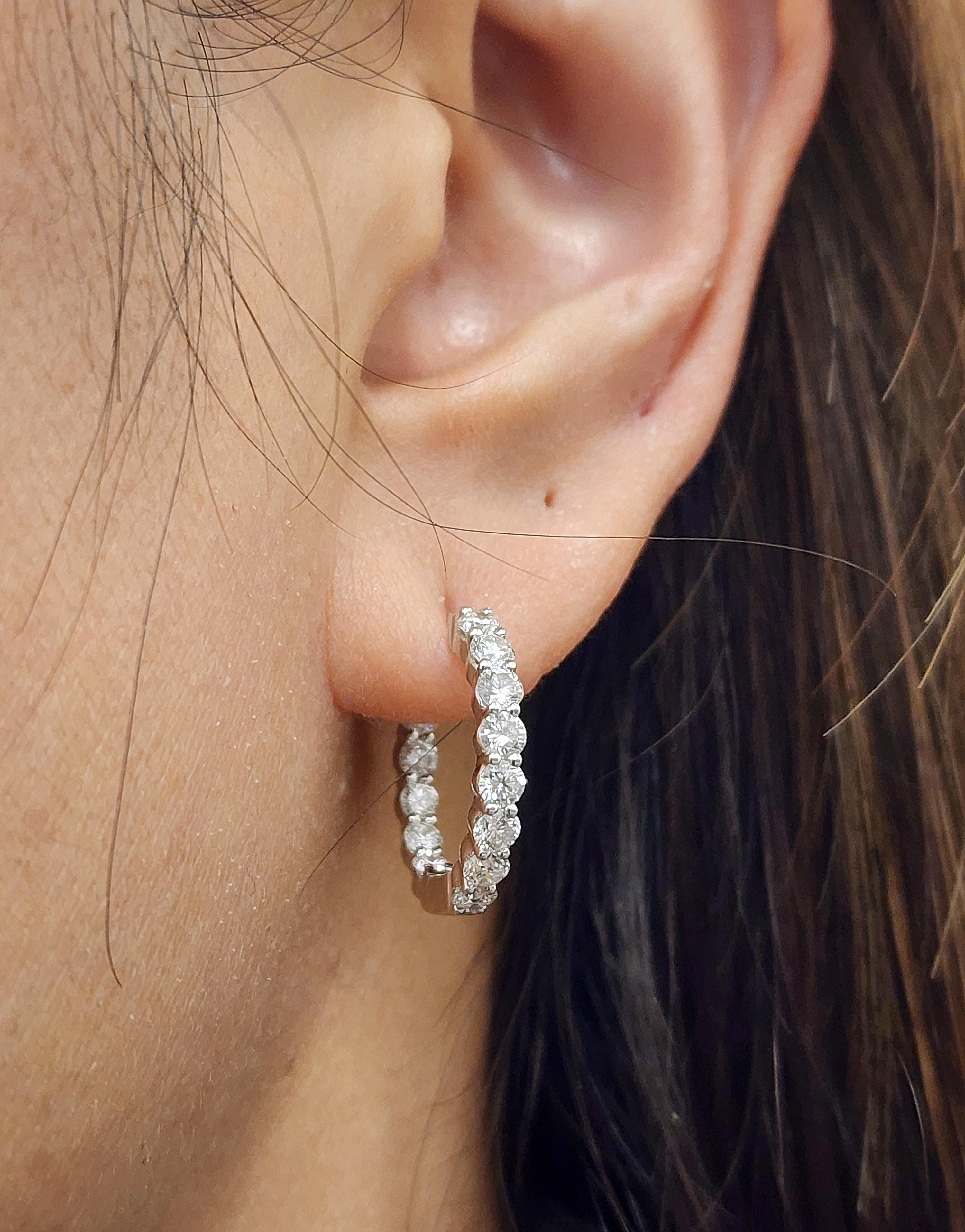 Taille ronde Boucles d'oreilles en diamant de 2,00 ct en vente