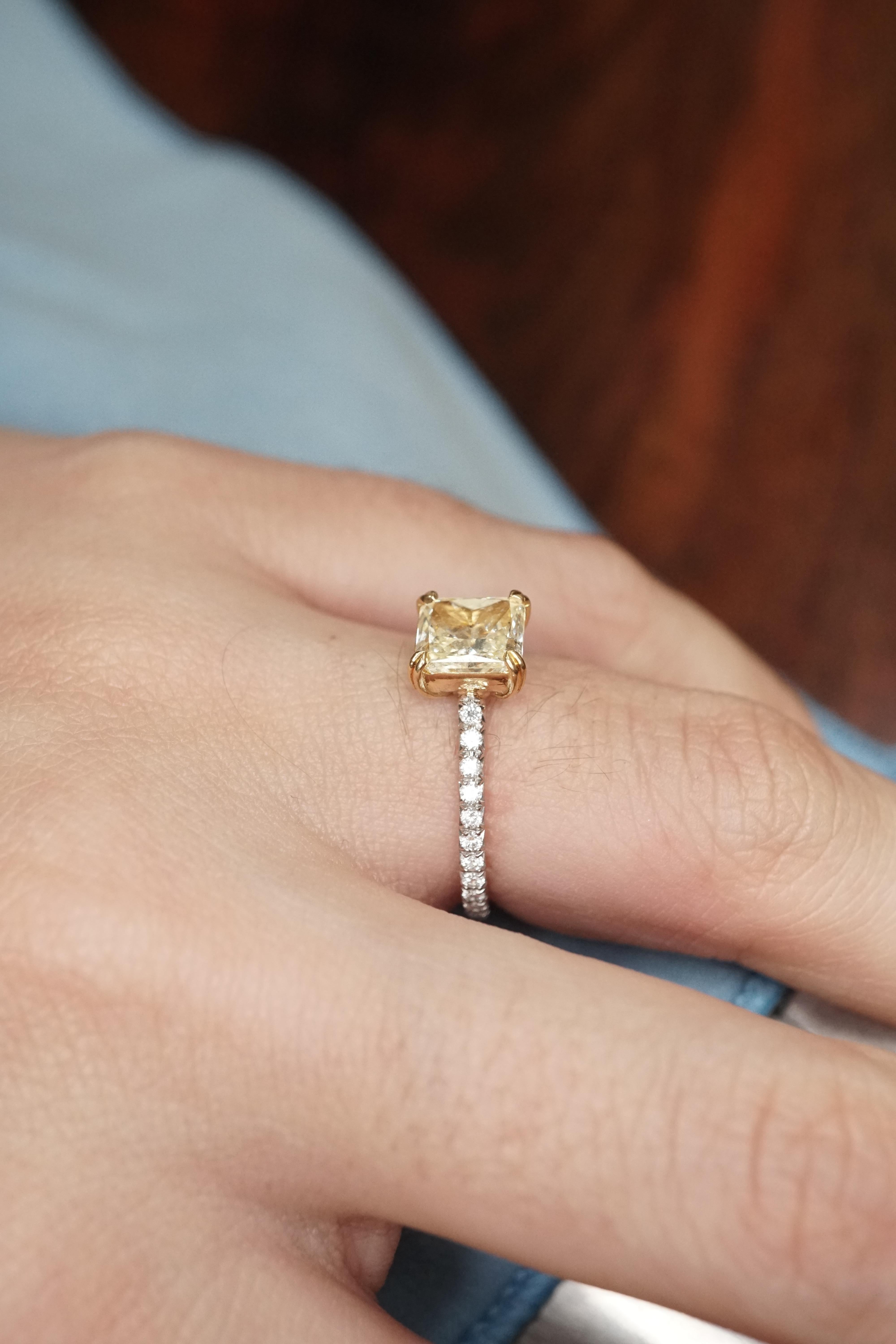 Im Angebot: 2,00 CT GIA zertifizierter Ehering mit Strahlenschliff () 5