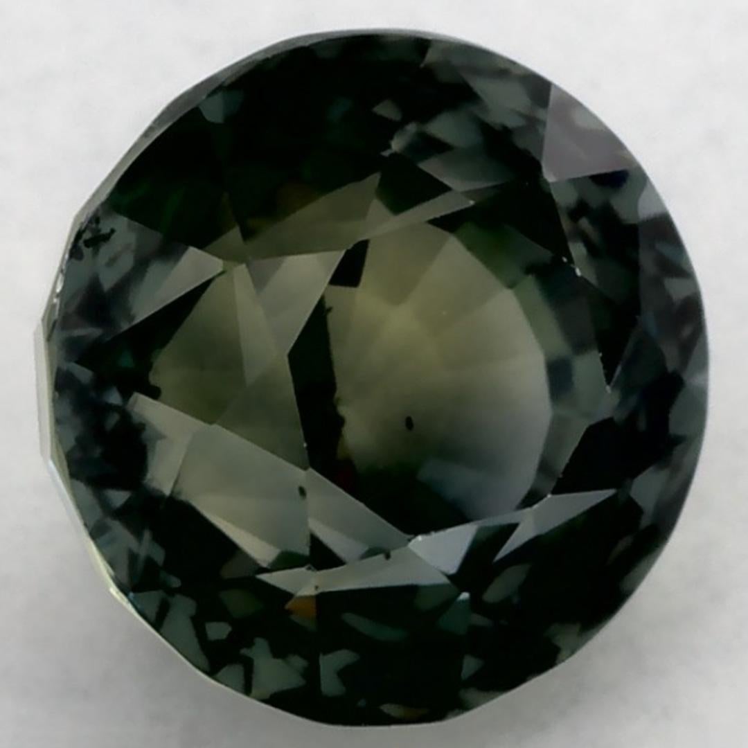Ce saphir vert naturel offre élégance et sophistication. Avec sa riche saturation de couleurs et sa coupe précise, il constitue la pièce maîtresse parfaite pour une bague de fiançailles ou une conception de bijoux de luxe.

Ce saphir provient du Sri