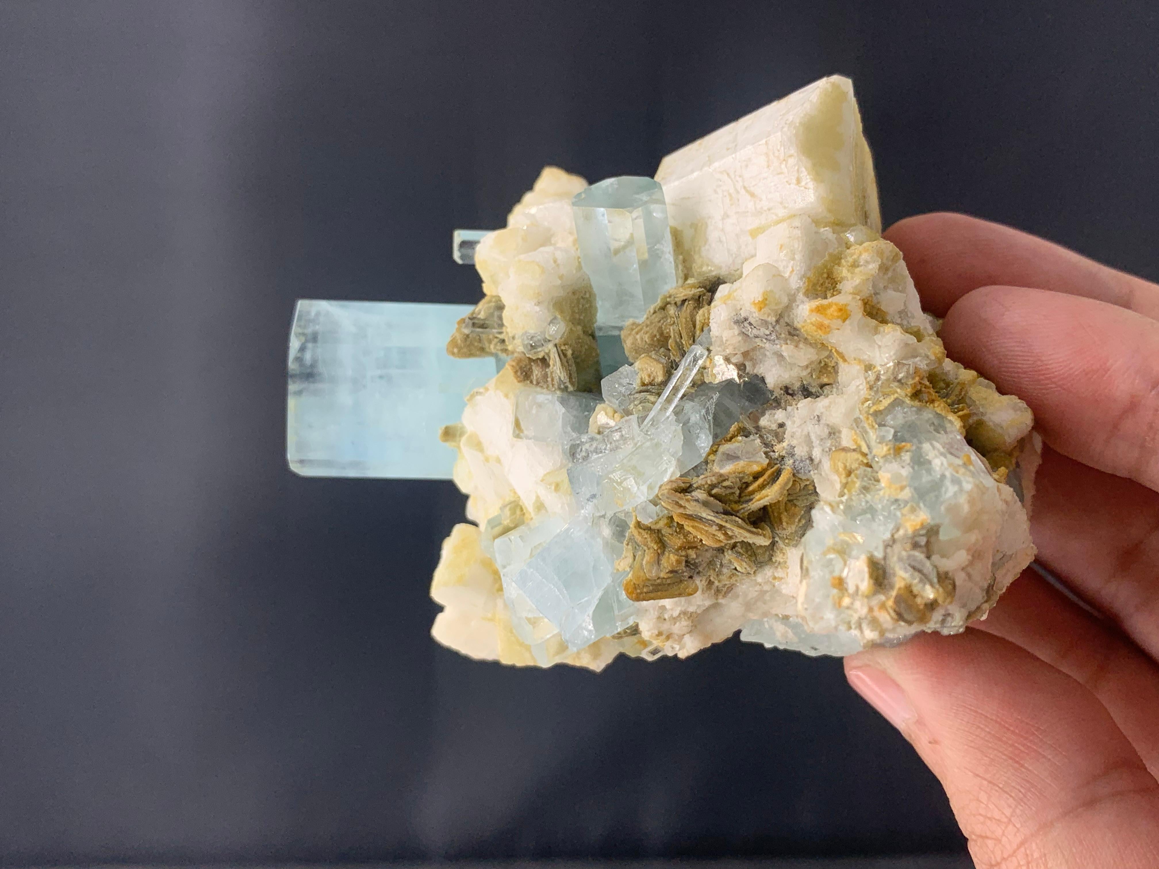 200 Gram Aquamarine Crystals Attached With Muscovite and Feldspar From Pakistan  For Sale 2