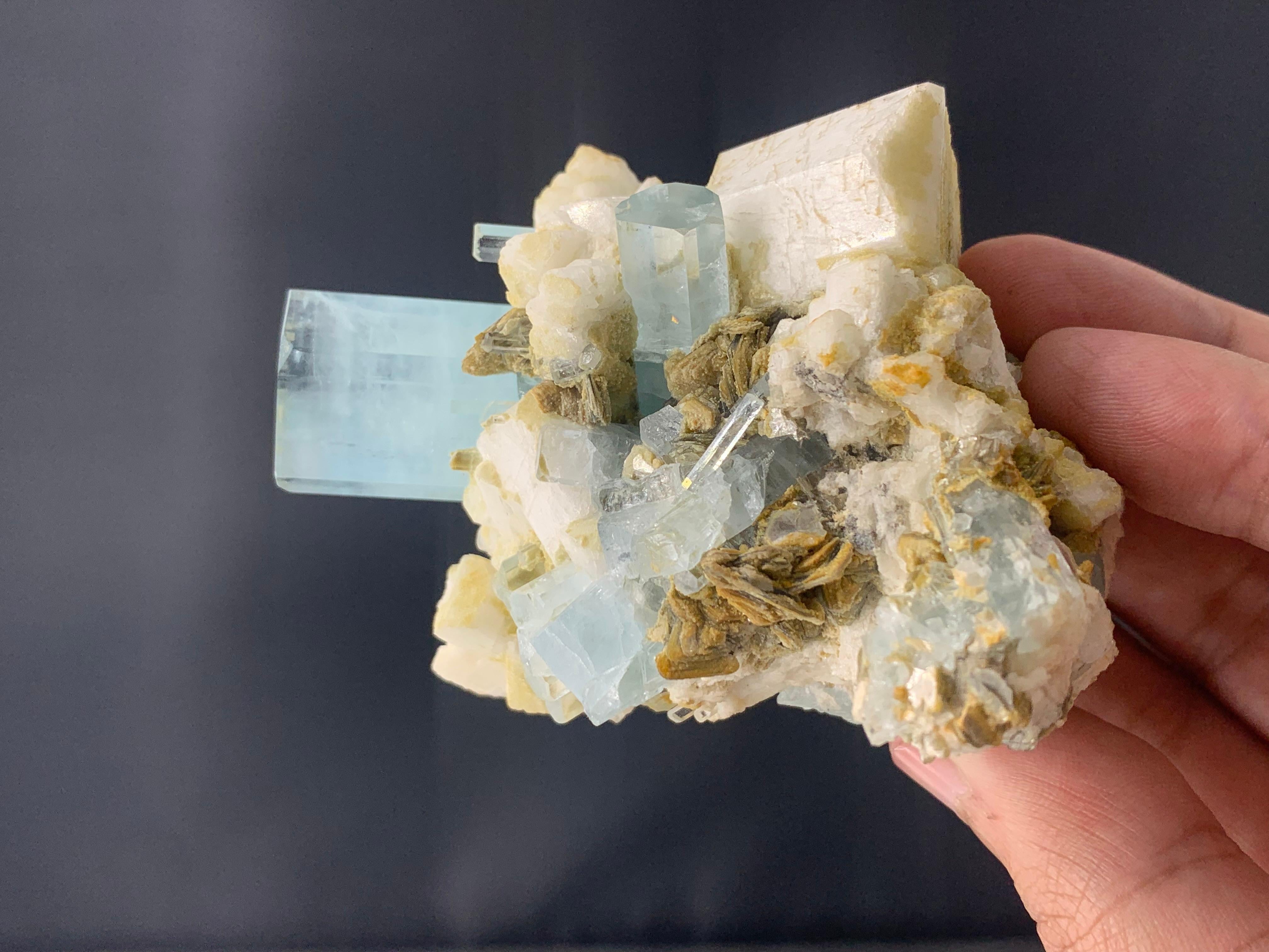 200 Gram Aquamarine Crystals Attached With Muscovite and Feldspar From Pakistan  For Sale 3