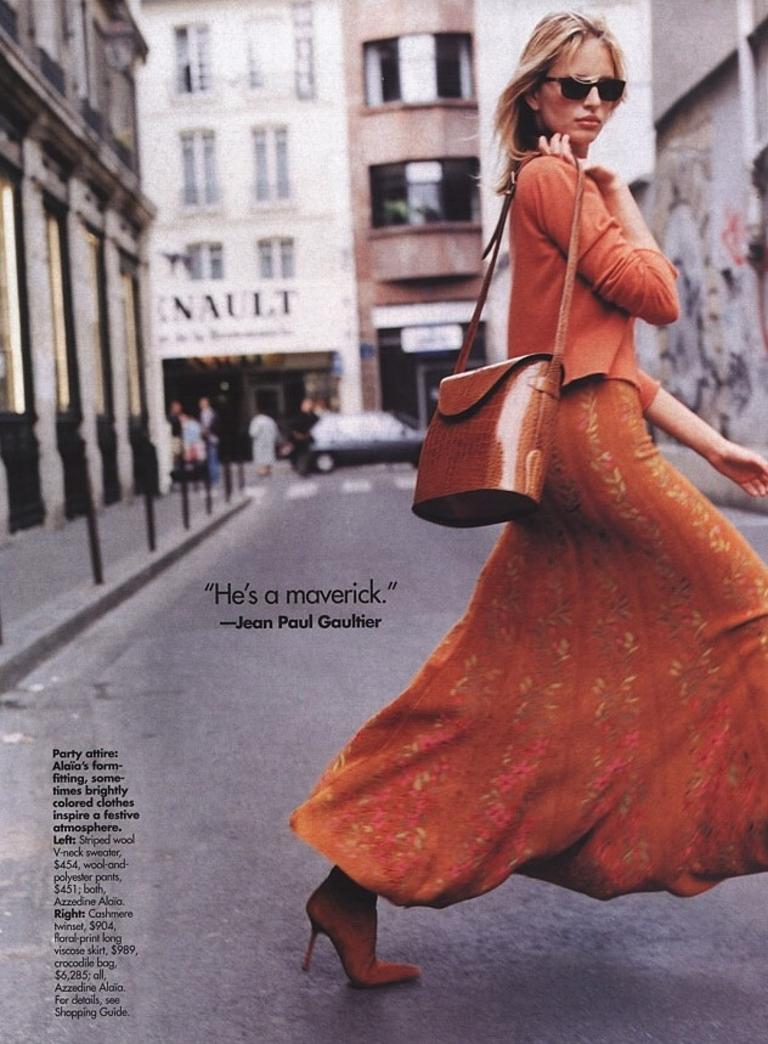 2000 AZZEDINE ALAIA maxi falda de punto de intarsia floral negra RUNWAY en venta 8