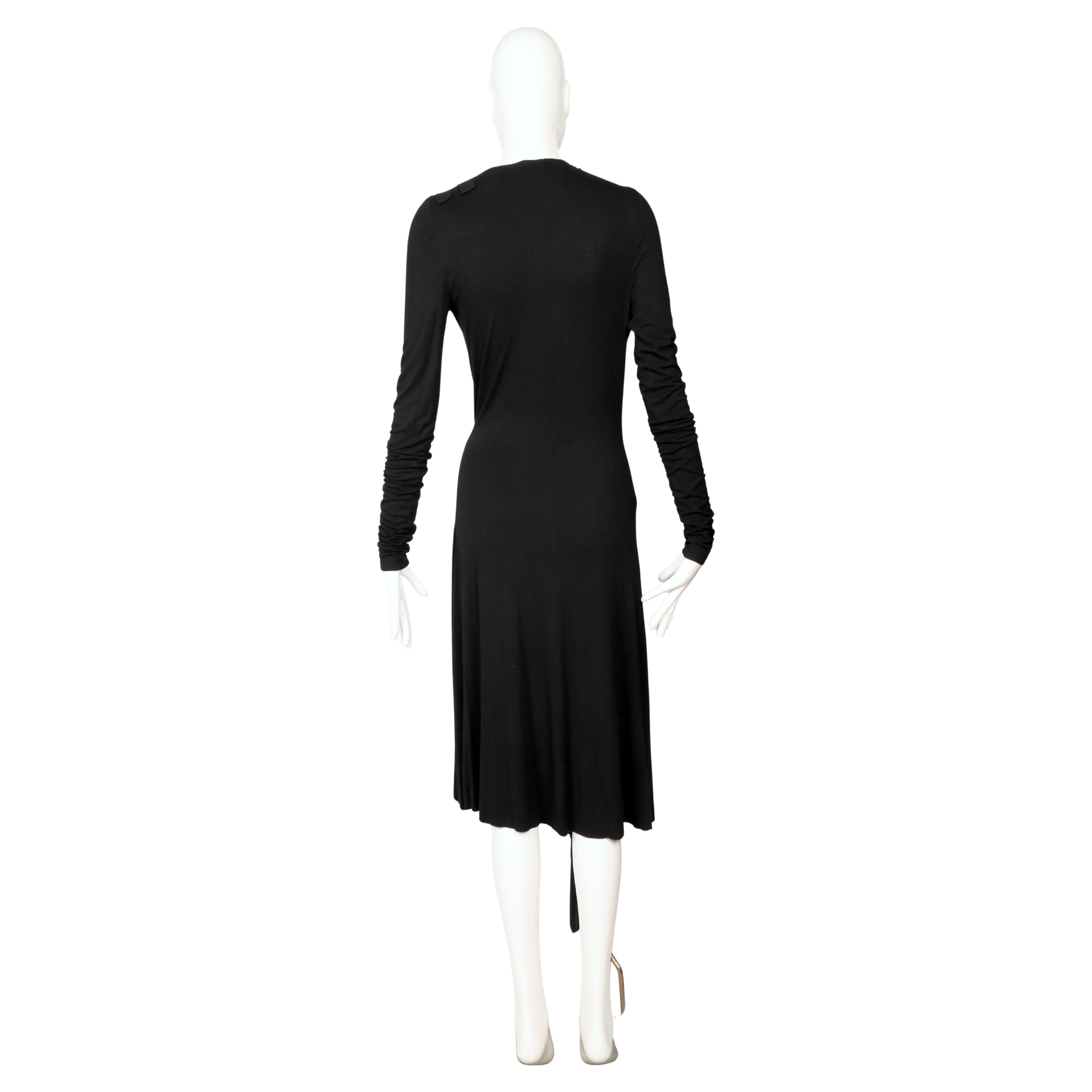 2000 BALENCIAGA LE DIX by Nicolas Ghesquiere robe noire RUNWAY en vente 4