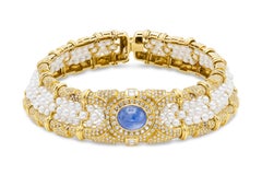 20.00 Carat Cabochon Sapphire and Pearls Chocker Necklace with Diamonds