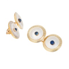20.00 Carat Cabochon Sapphire Mother of Pearl Yellow Gold Cufflinks