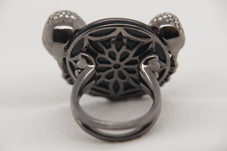 20.00 Carat Onyx and Diamond Ring in 18 Karat Gold For Sale at 1stDibs