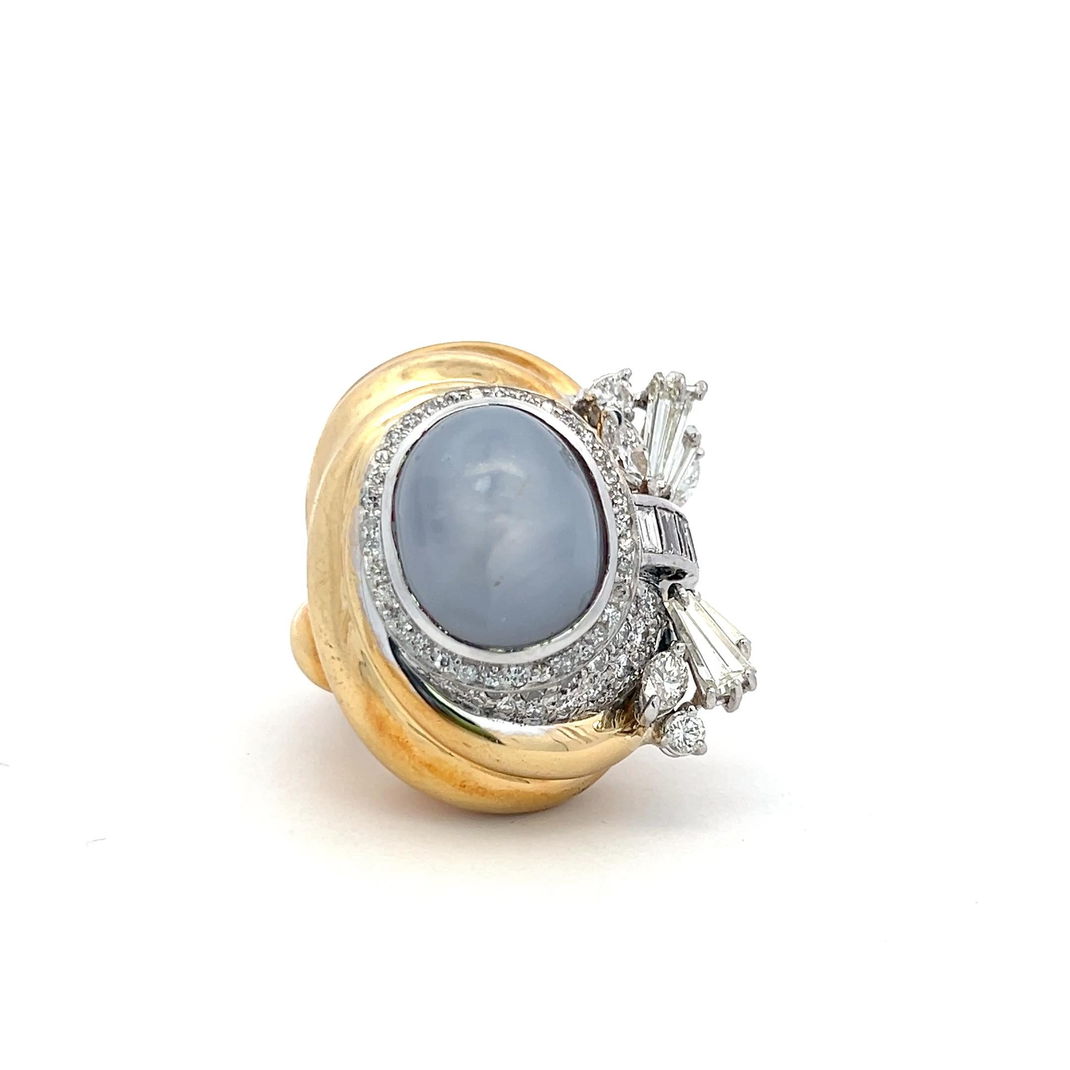 Women's 20.00 Carat Sapphire 6.08 Carat Mixed Shape Diamond 18K YG Cocktail Ring For Sale