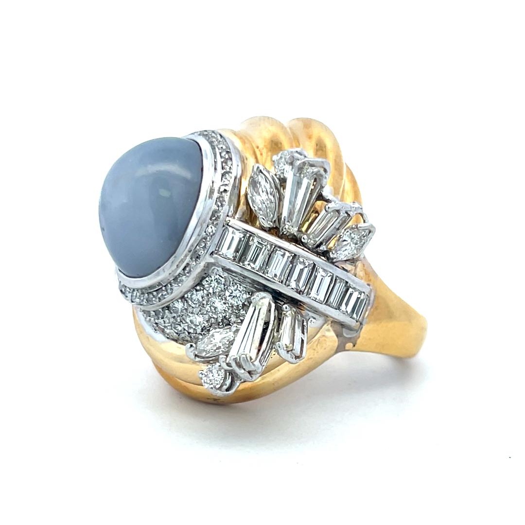 20.00 Carat Sapphire 6.08 Carat Mixed Shape Diamond 18K YG Cocktail Ring For Sale 2