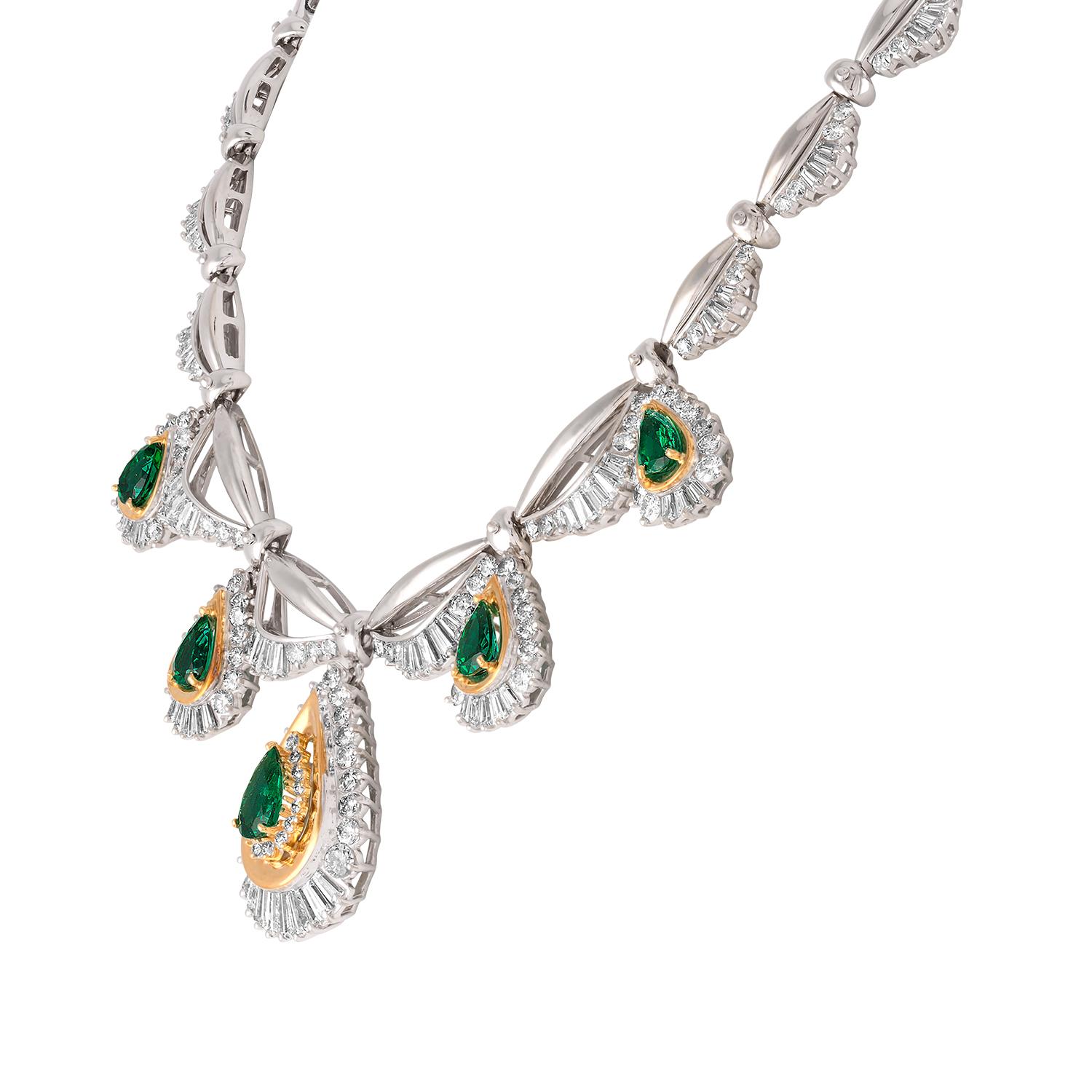 Round Cut 20.00 Carat Diamonds and 12.00 Carat Zambian Emeralds Necklace Earrings Gold Set