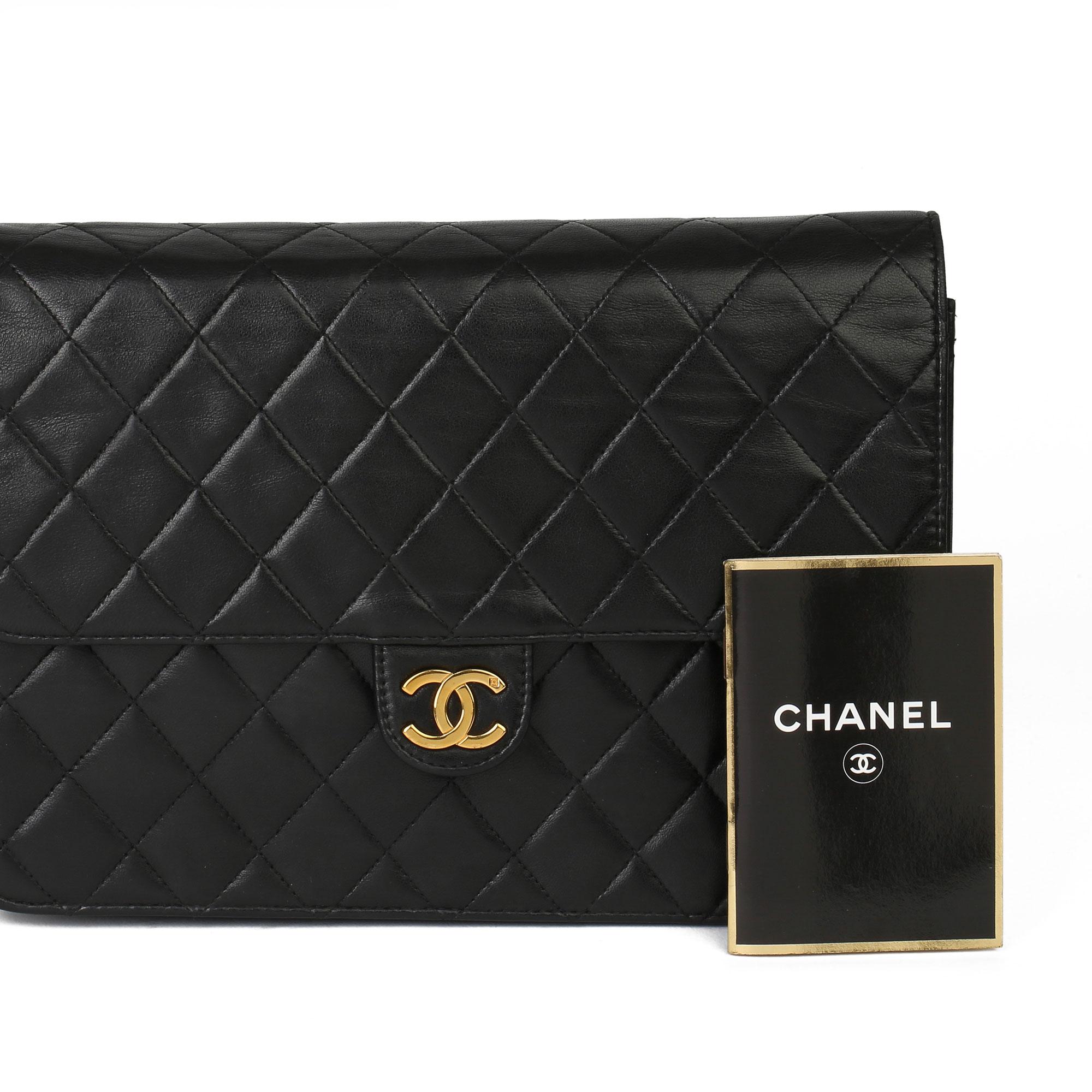 2000 Chanel Black Quilted Lambskin Vintage Medium Classic Single Flap Bag  5