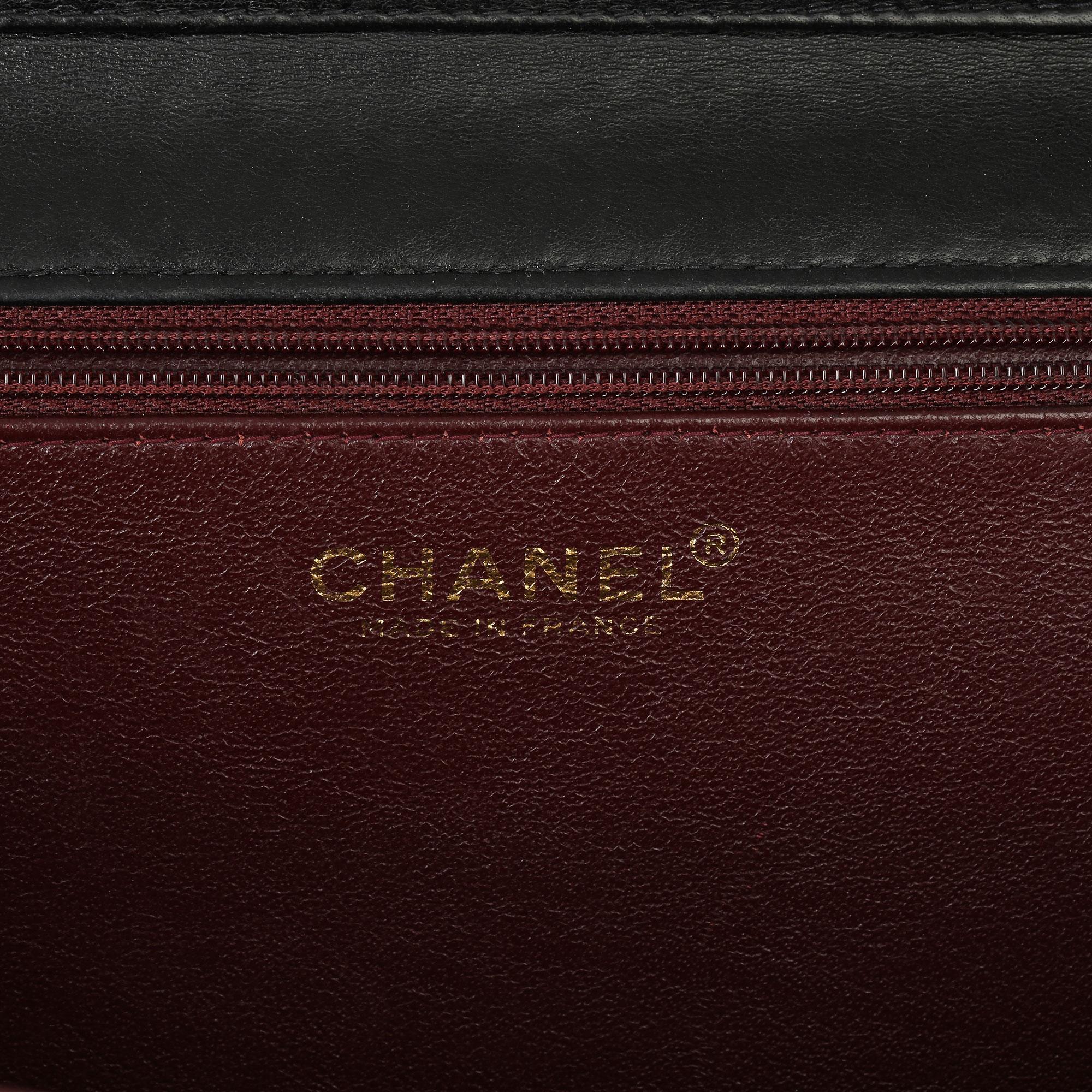 2000 Chanel Black Quilted Lambskin Vintage Medium Classic Single Flap Bag  2