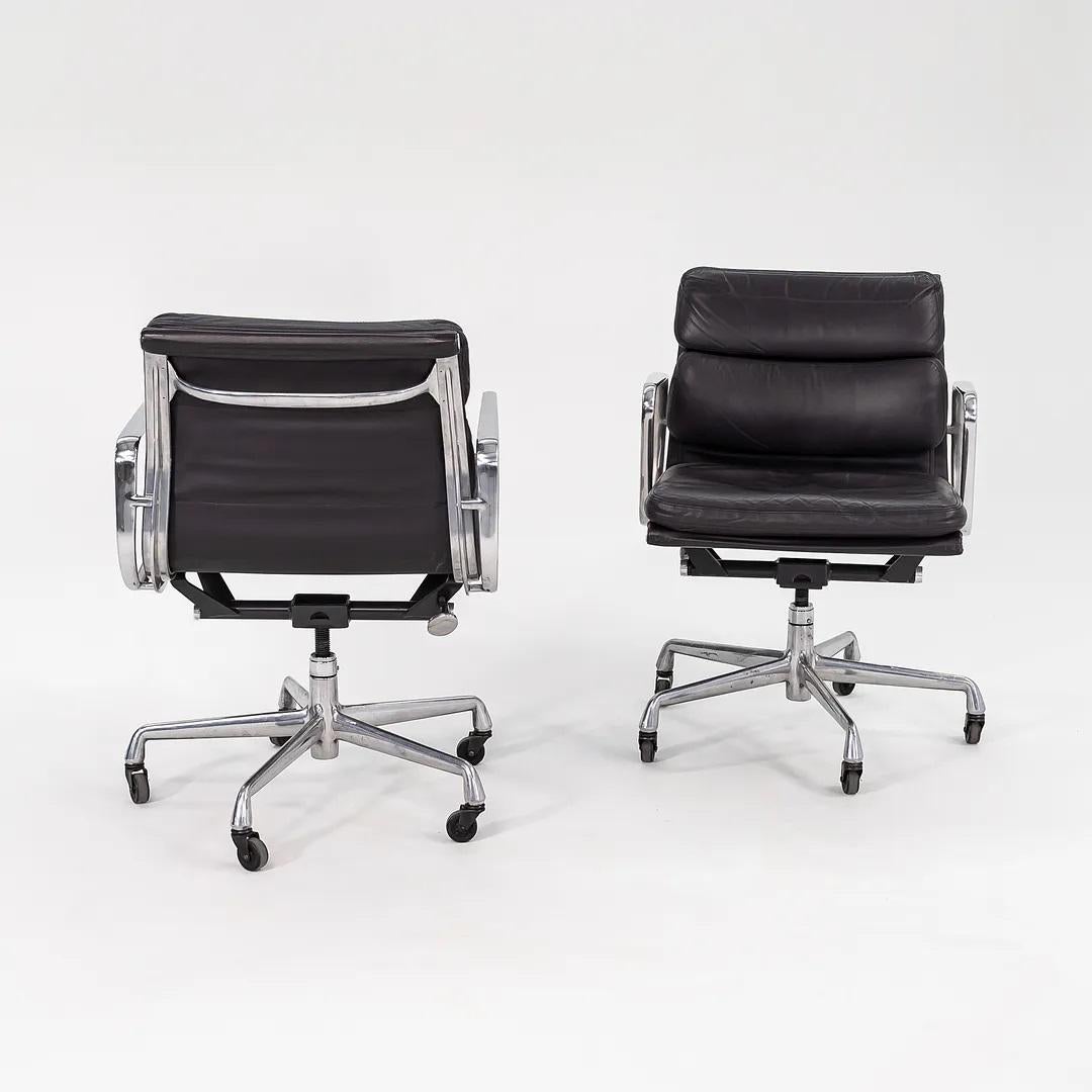 2000 Herman Miller Eames Soft Pad Management-Schreibtischstuhl aus dunkelgrauem Leder 5